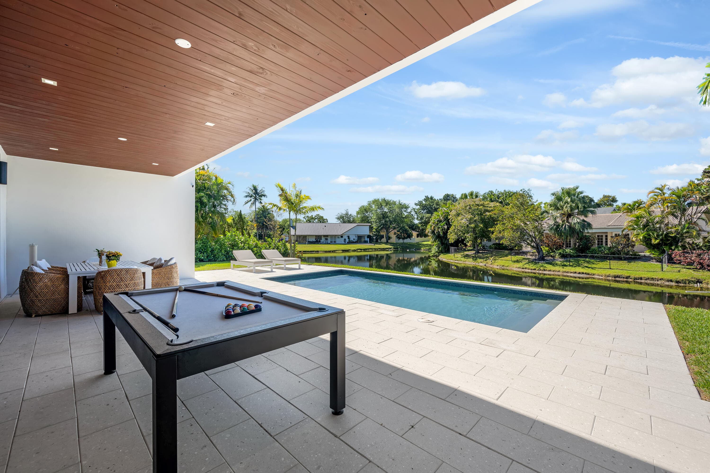 1000 SW 93rd Avenue, Plantation, FL 33324 — photo 4 of 21