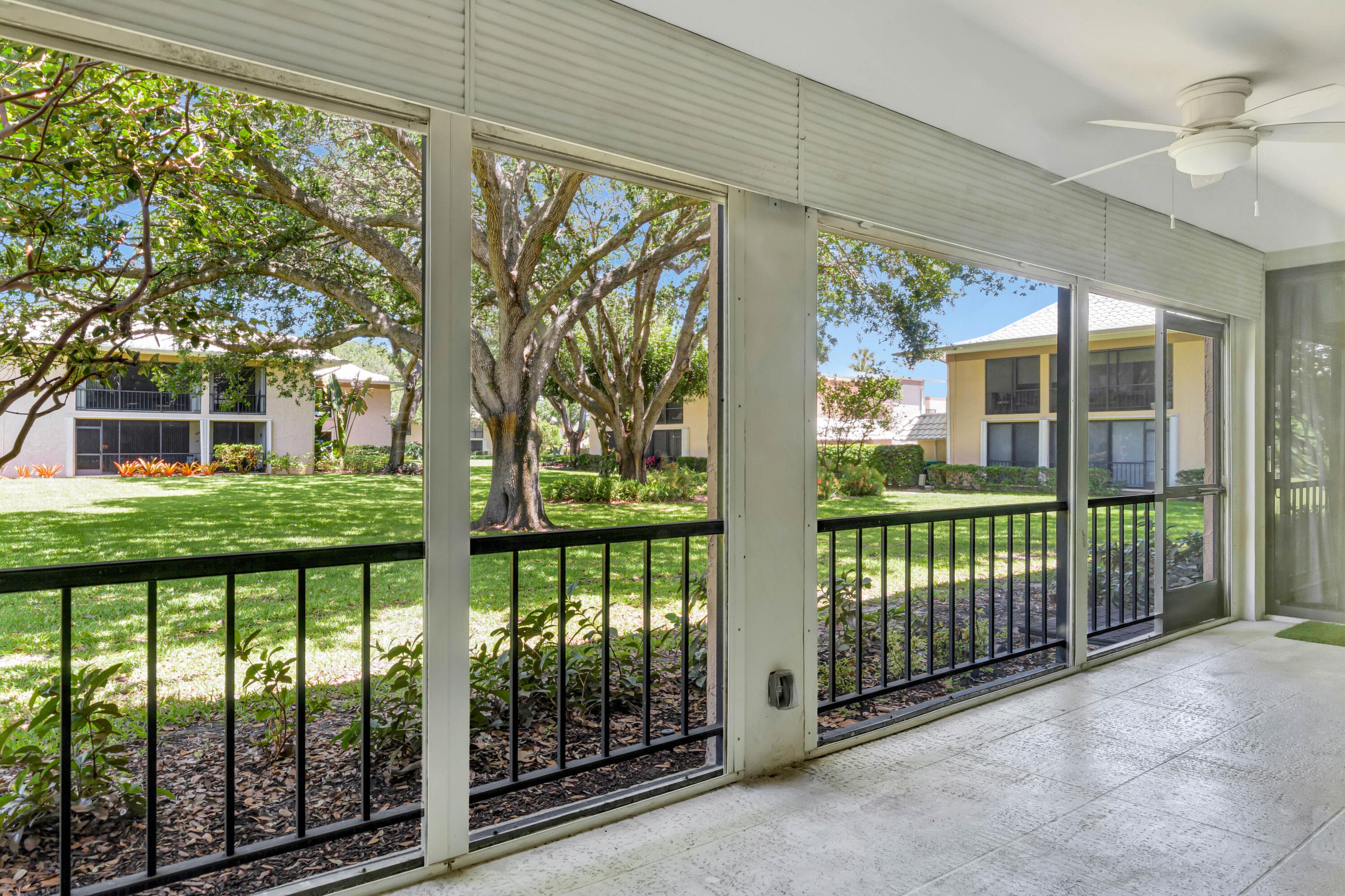 13 SE Turtle Creek Drive B, Jupiter, FL 33469 — photo 5 of 58