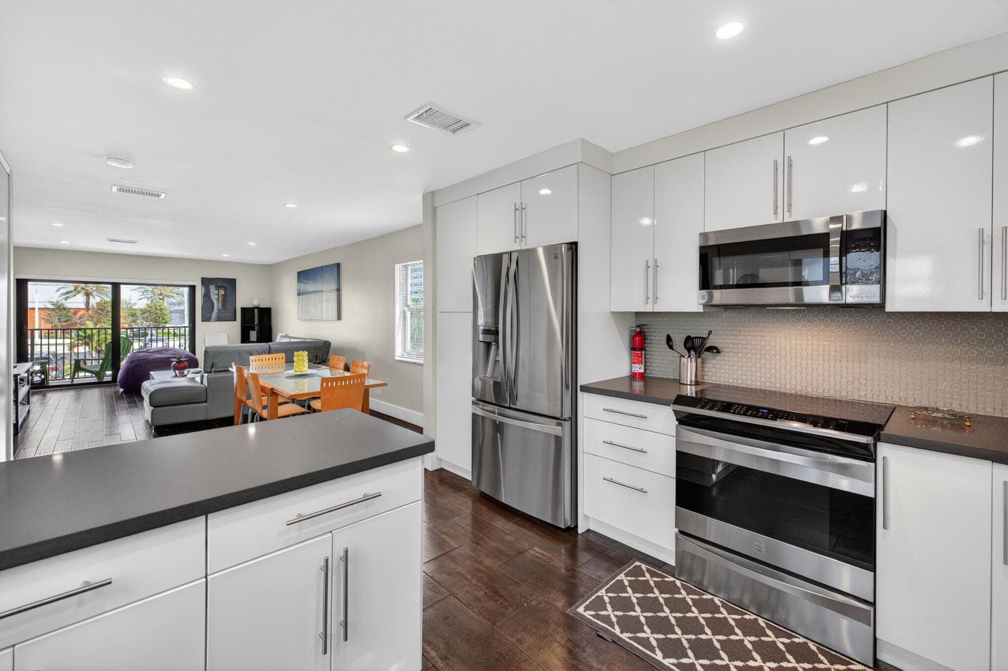 3250 NE 12th Street NE 6, Pompano Beach, FL 33062 — photo 17 of 52
