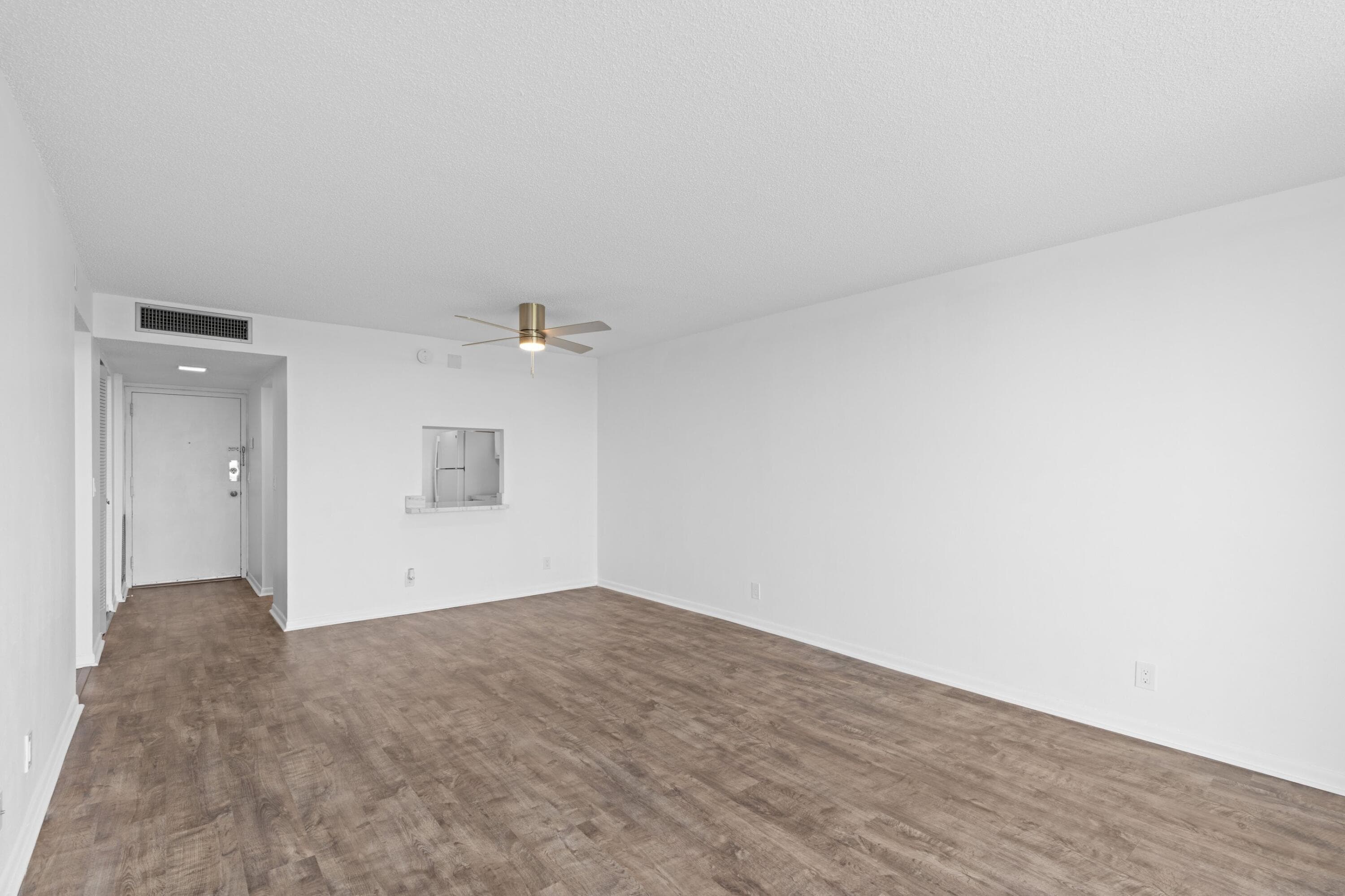 470 Executive Center Drive 5k, West Palm Beach, FL 33401 — photo 4 of 18