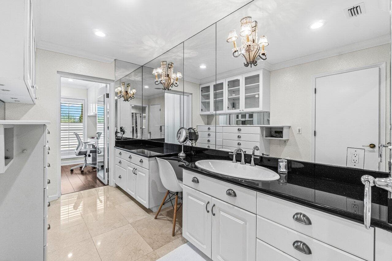 1400 Lands End Road, Manalapan, FL 33462 — photo 17 of 33