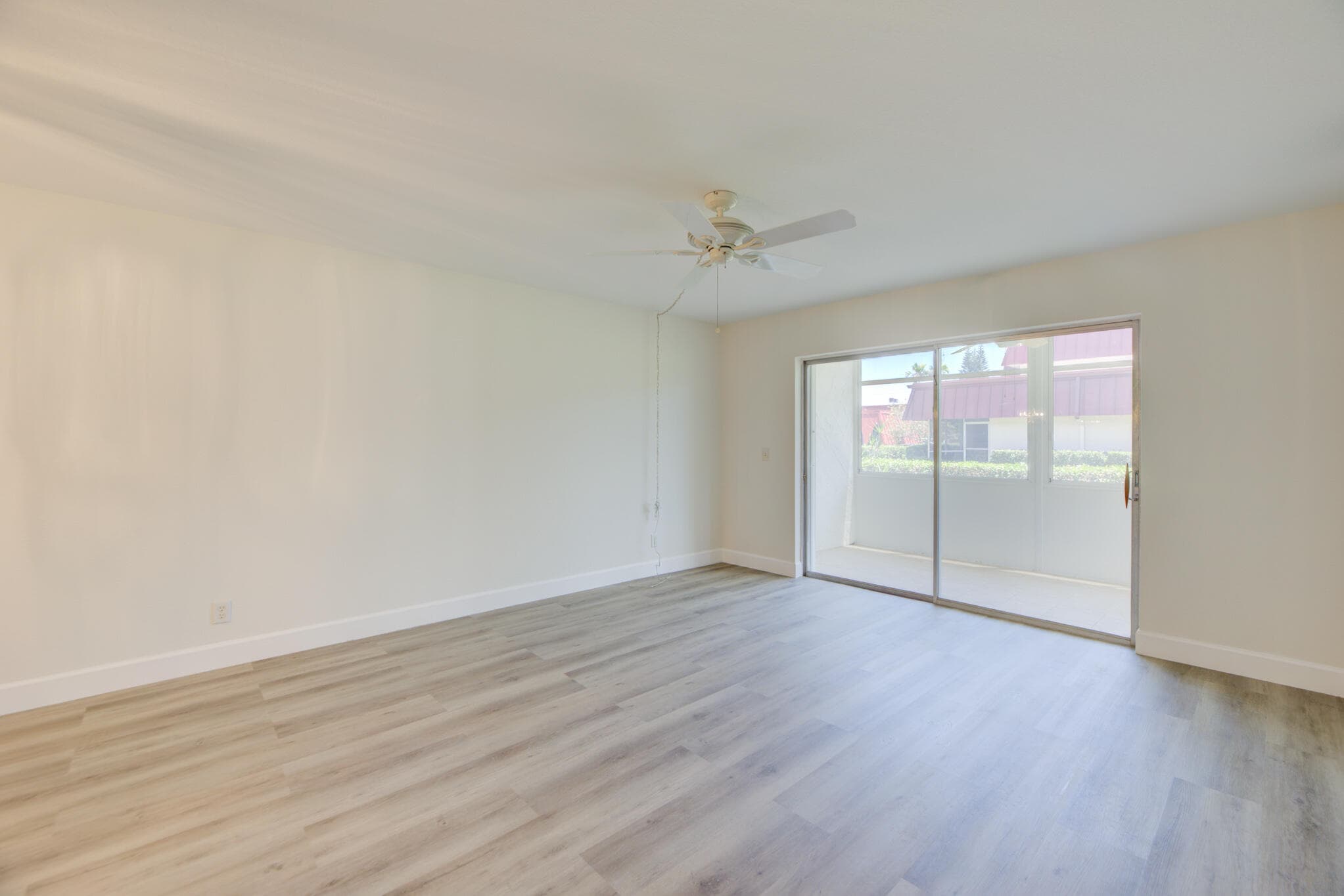 12016 S Greenway Cir Circle S 105, Royal Palm Beach, FL 33411 — photo 7 of 37