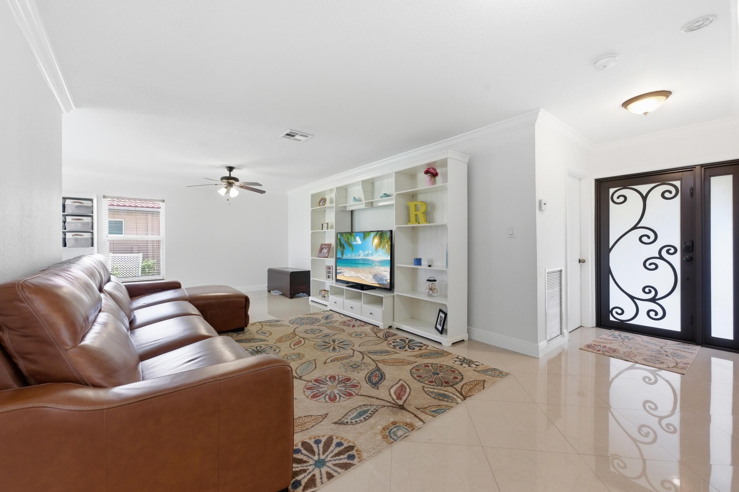 8557 Shadow Wood Boulevard, Coral Springs, FL 33071 — photo 7 of 36