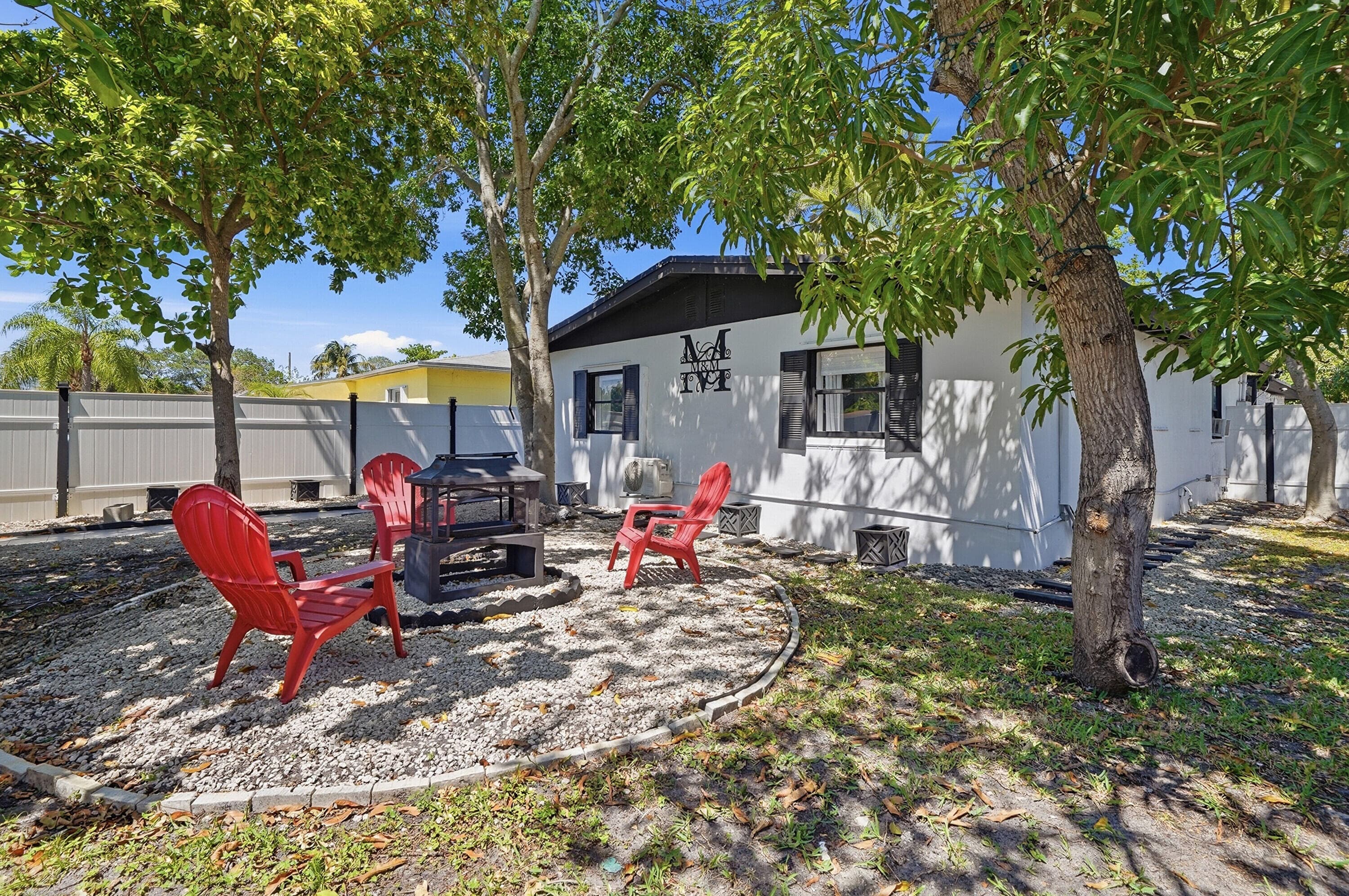1100 NW 3rd Avenue 1-2, Fort Lauderdale, FL 33311 — photo 2 of 11