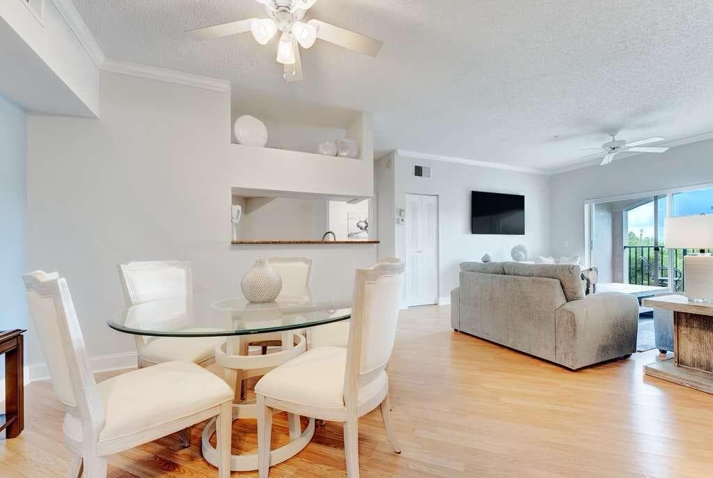 2417 Tuscany Way 2417, Boynton Beach, FL 33435 — photo 3 of 10