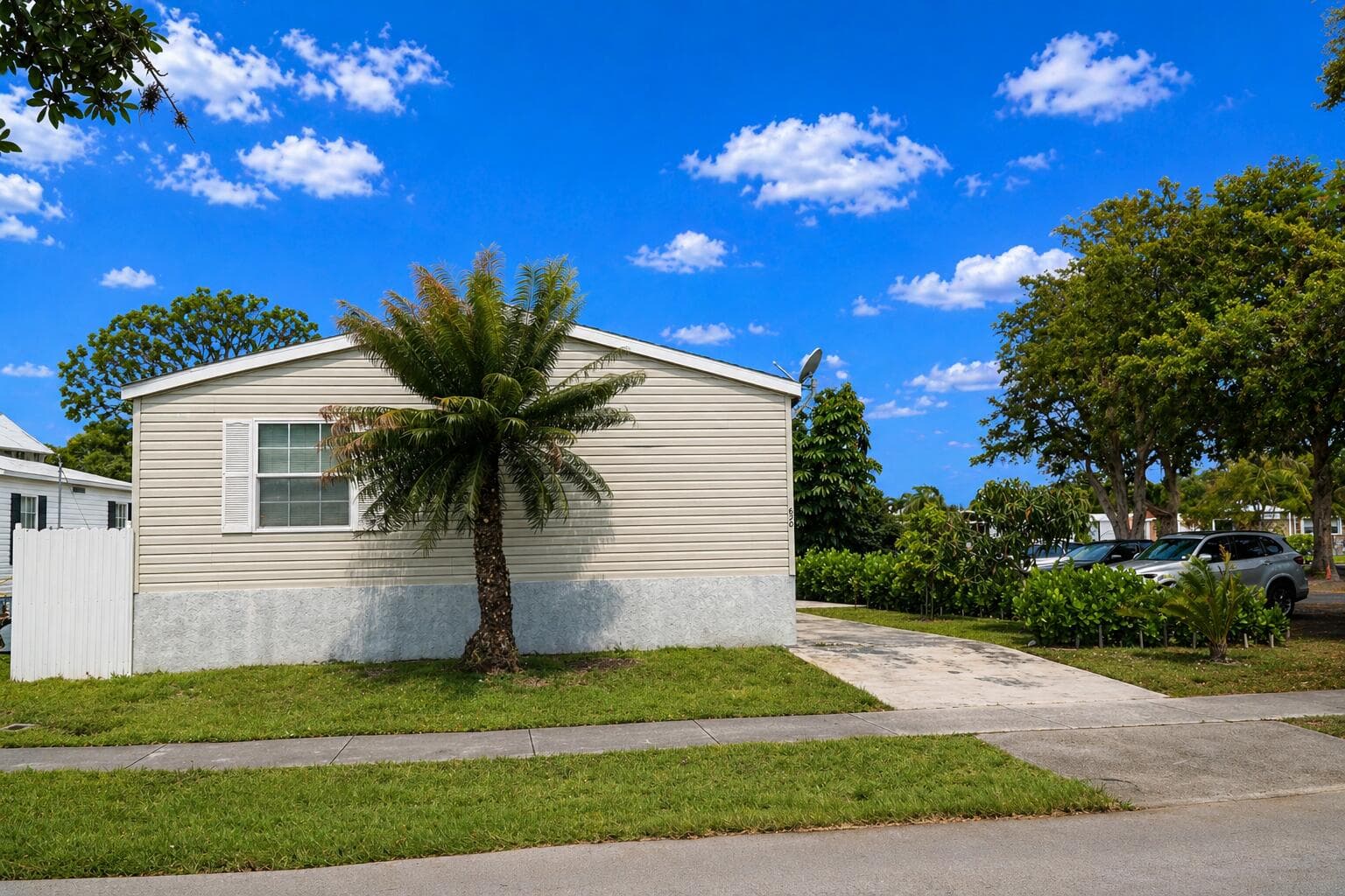 620 NW 215th Avenue, Pembroke Pines, FL 33029 — photo 22 of 23