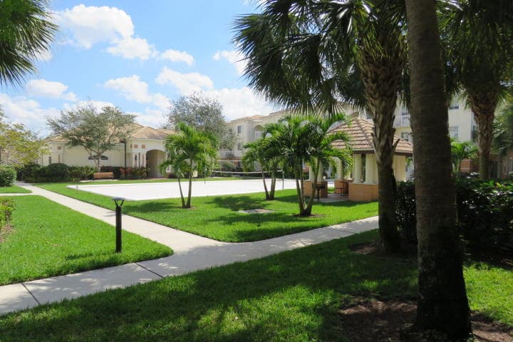 9845 Baywinds Drive 6206, West Palm Beach, FL 33411 — photo 5 of 9
