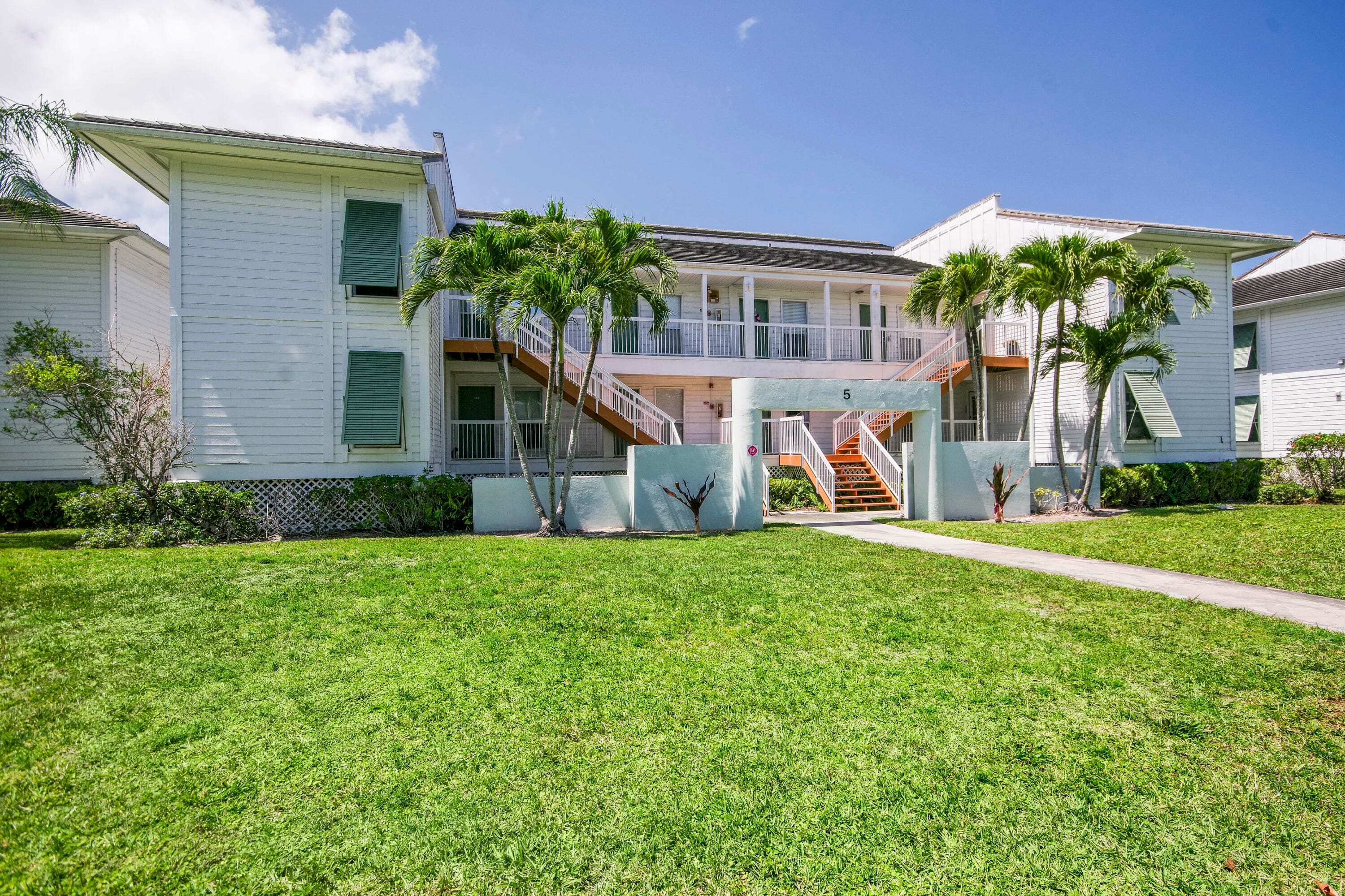 170 Cypress Point Drive, Palm Beach Gardens, FL 33418 — photo 16 of 20