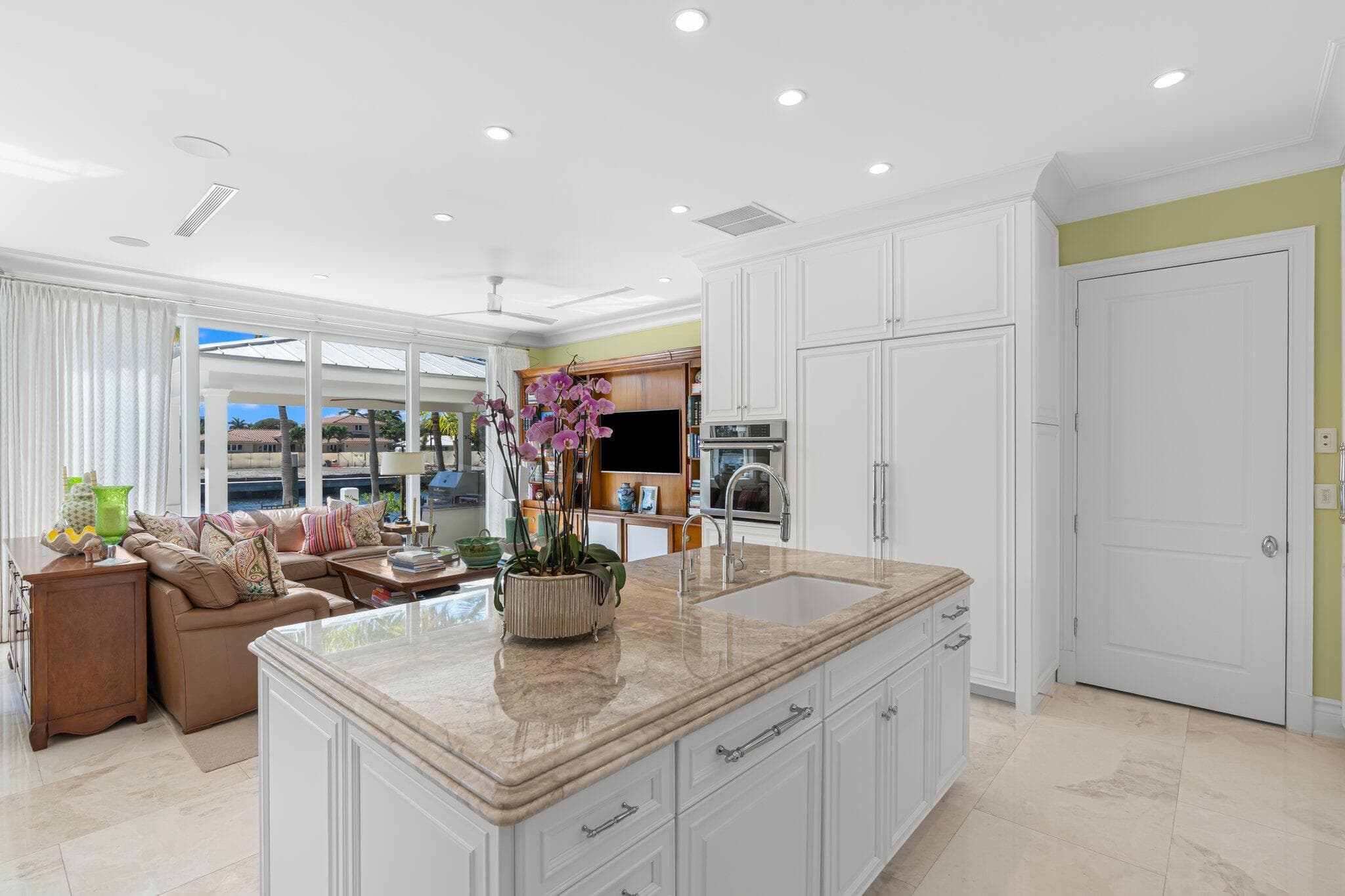 2870 NE 24th Place, Fort Lauderdale, FL 33305 — photo 21 of 89