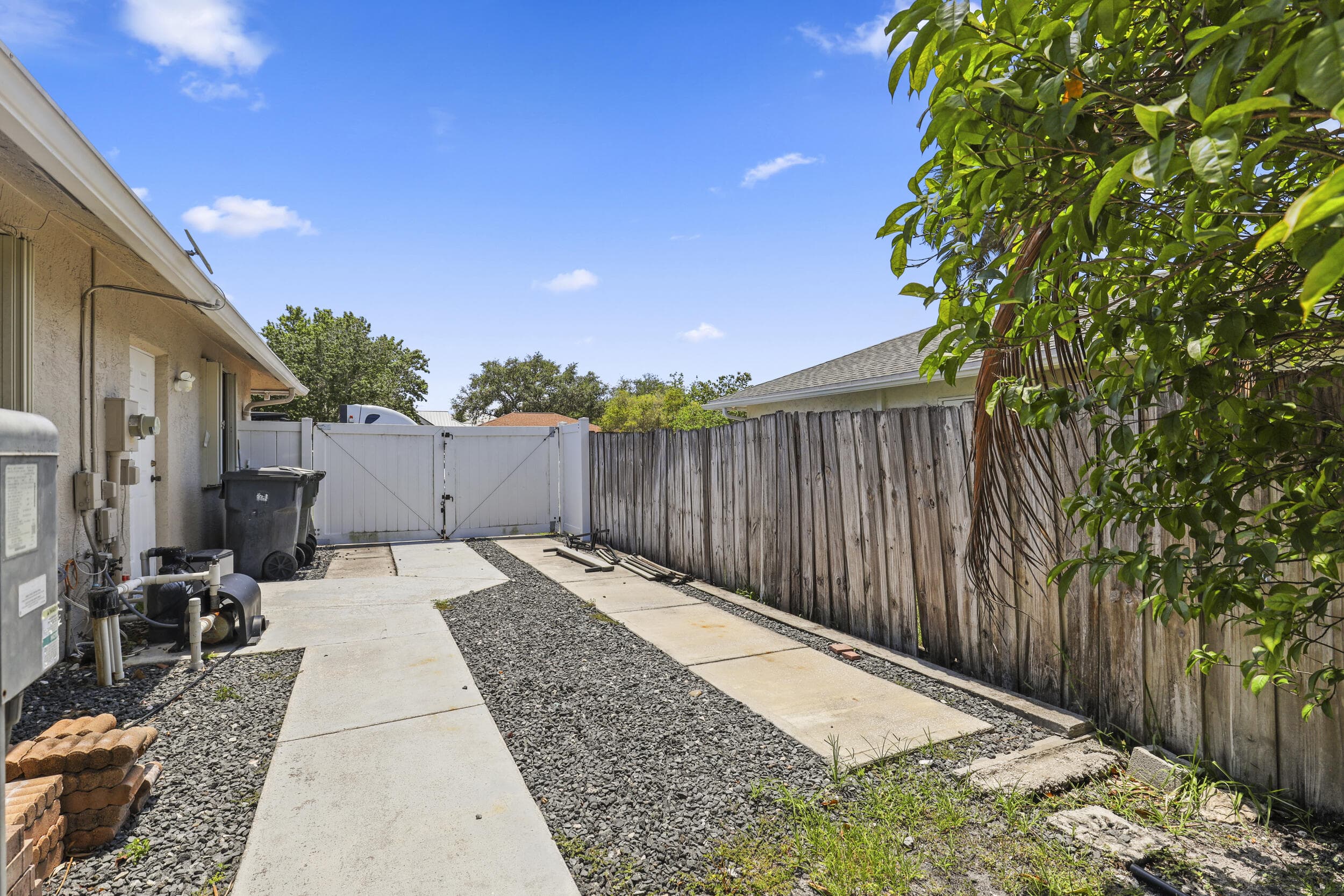 13885 Sheffield Street, Wellington, FL 33414 — photo 30 of 33