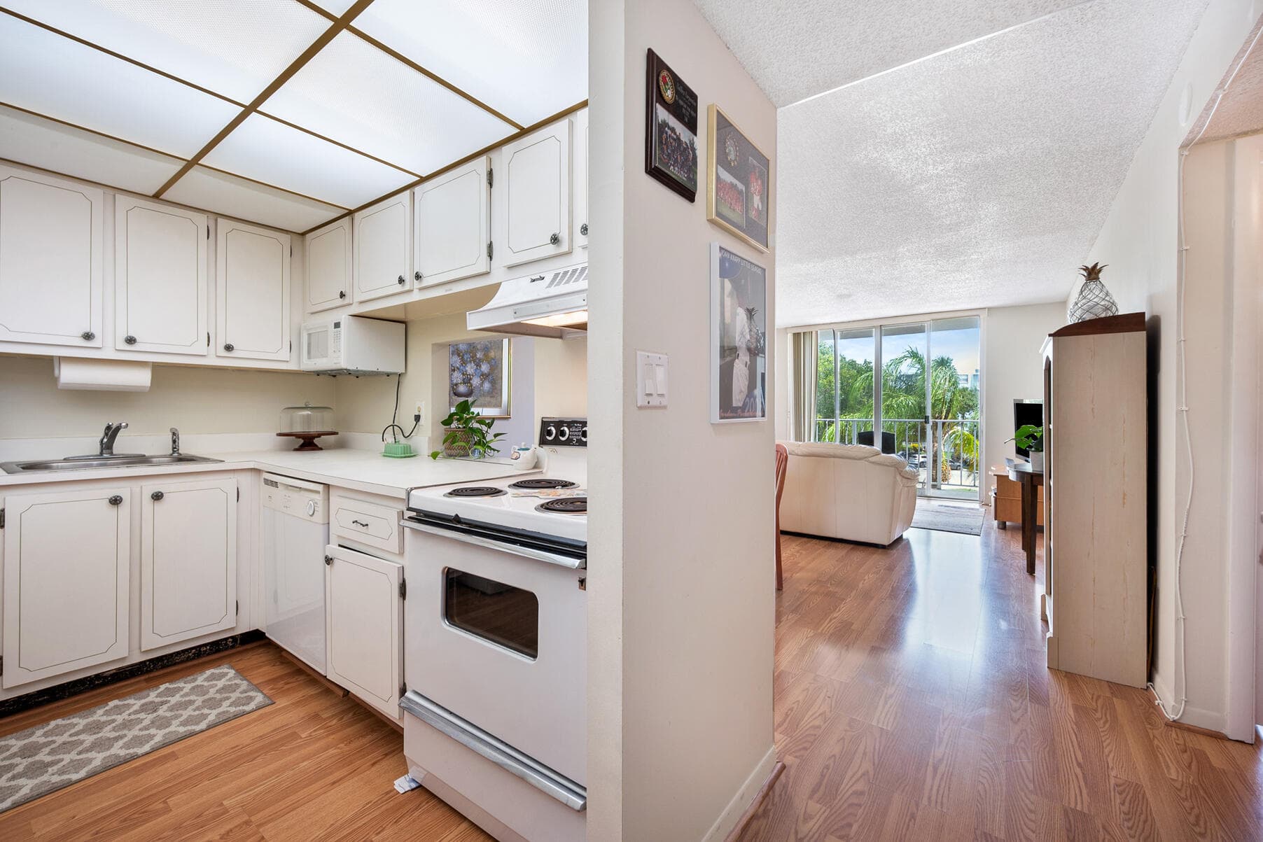 500 Executive Center Drive 3k, West Palm Beach, FL 33401 — photo 4 of 18