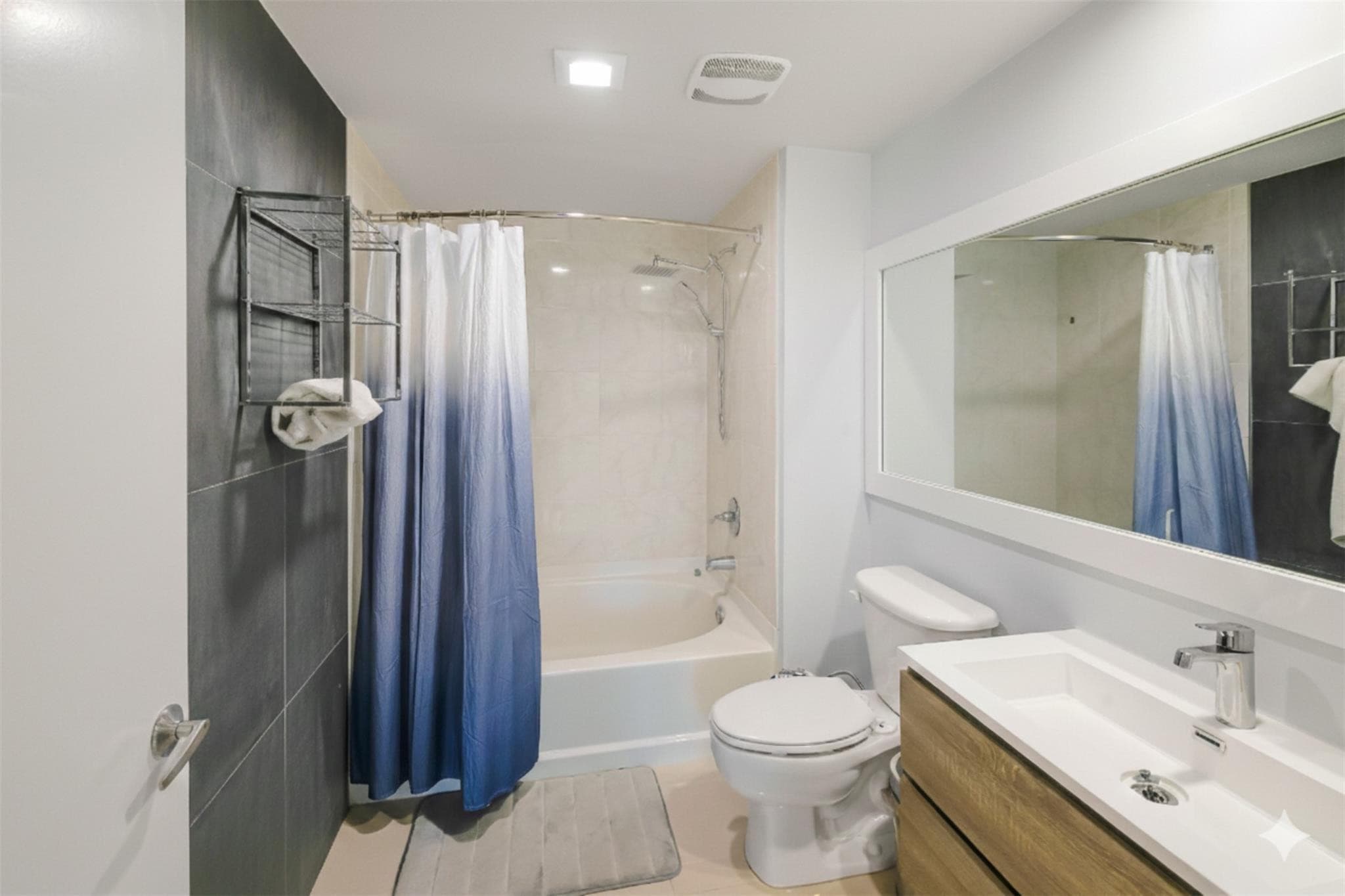 18800 NE 29th Avenue 704, Aventura, FL 33180 — photo 15 of 26
