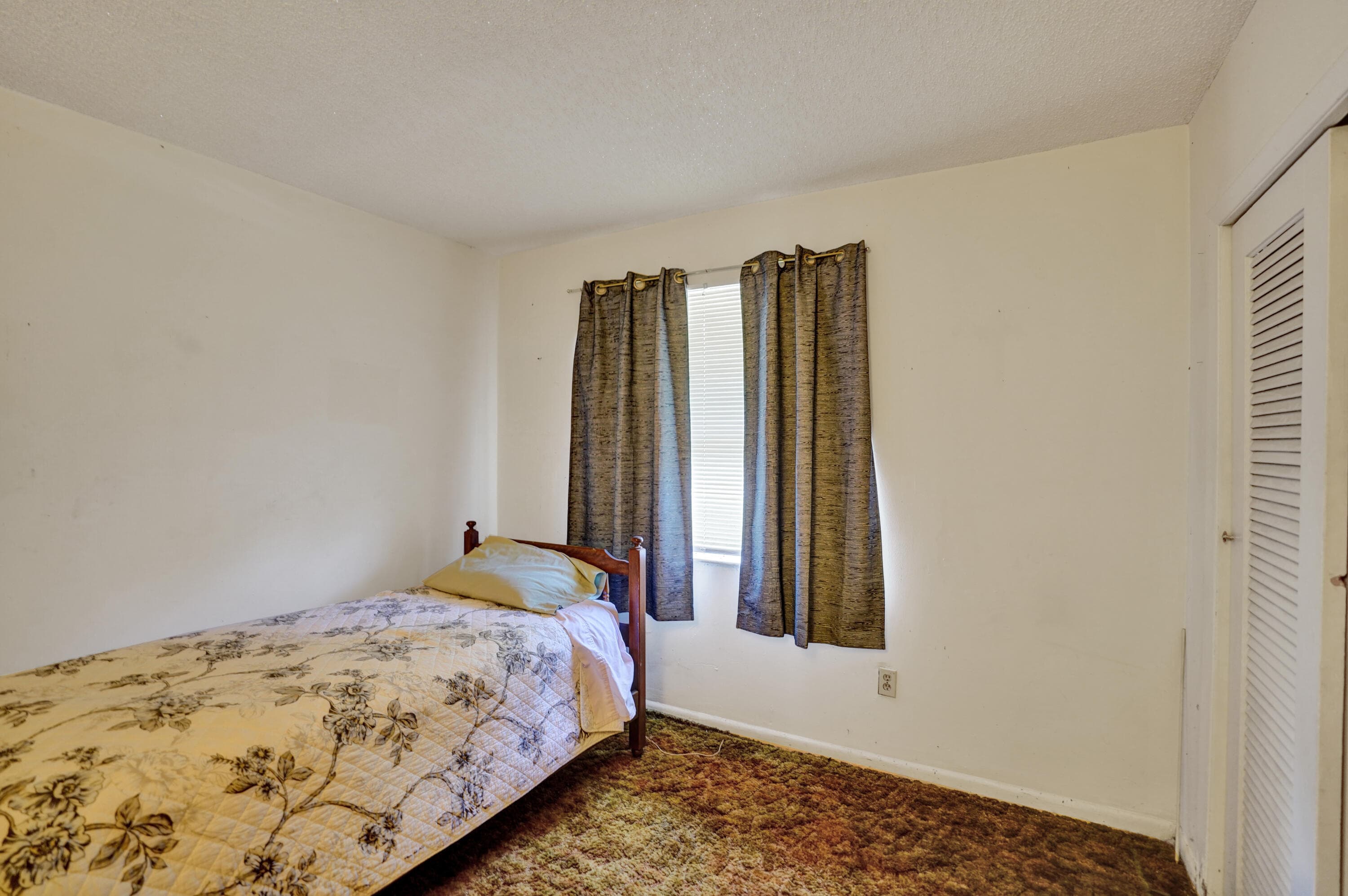 2886 Floral Road, Lake Worth, FL 33462 — photo 23 of 51
