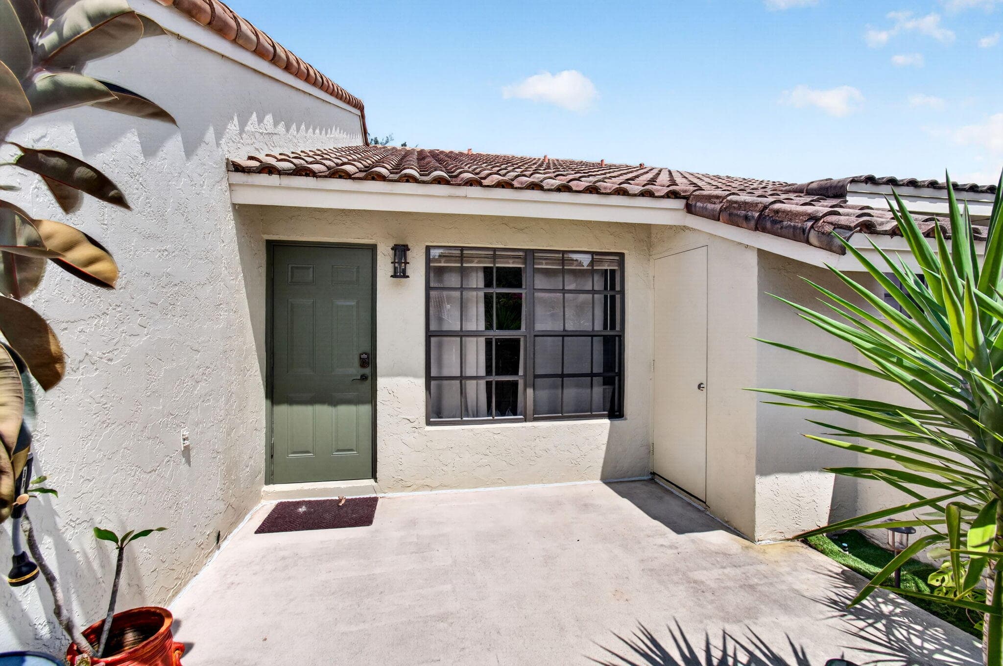 460 Hardwood Place, Boca Raton, FL 33431 — photo 4 of 85
