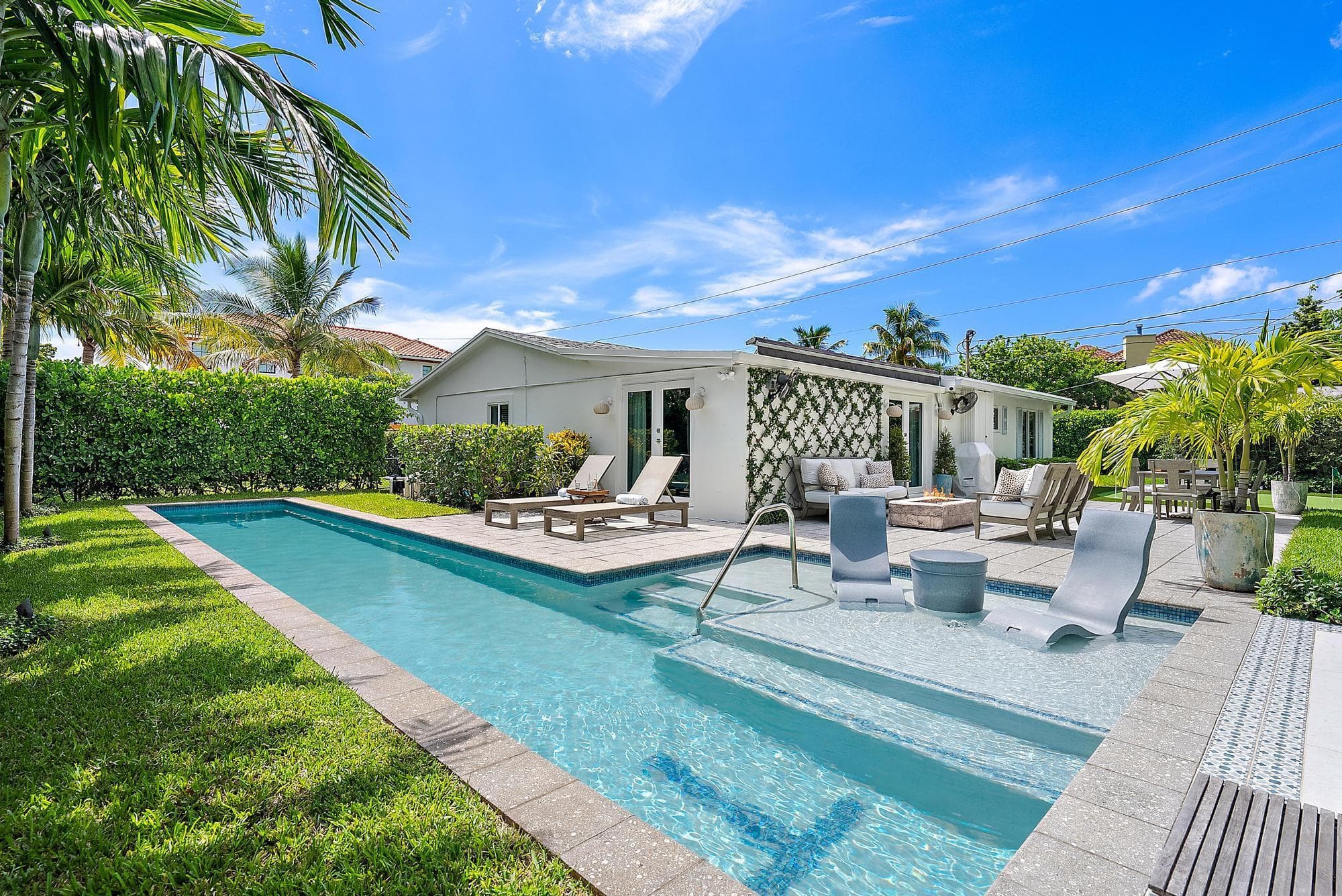 8001 Arlington Place, West Palm Beach, FL 33405 — photo 3 of 35