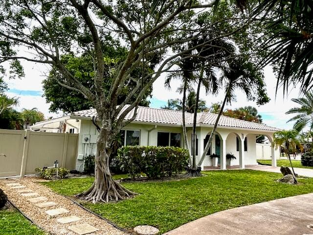 631 Linnet Circle, Delray Beach, FL 33444 — photo 4 of 17