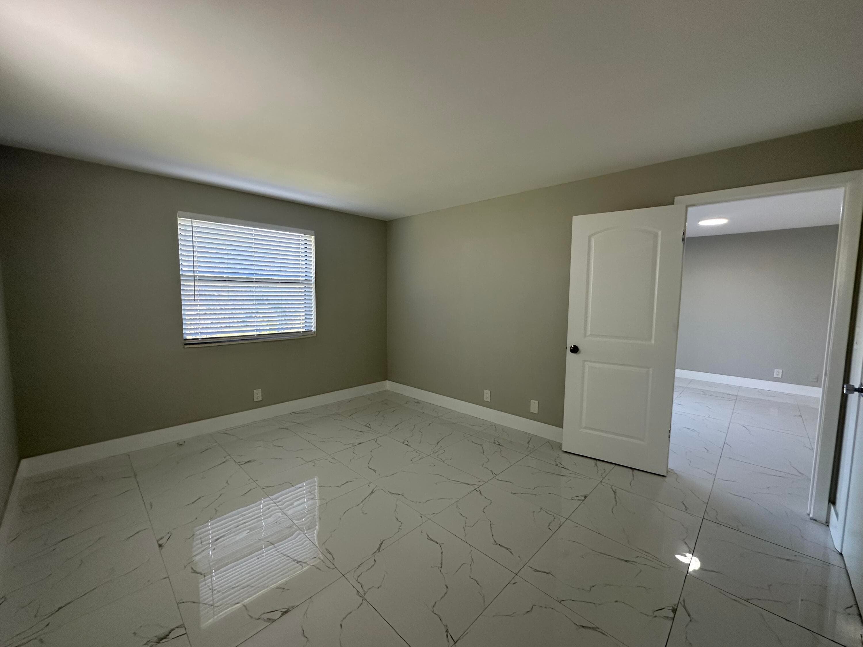 4881 Arjaro Drive 4881, West Palm Beach, FL 33407 — photo 14 of 22