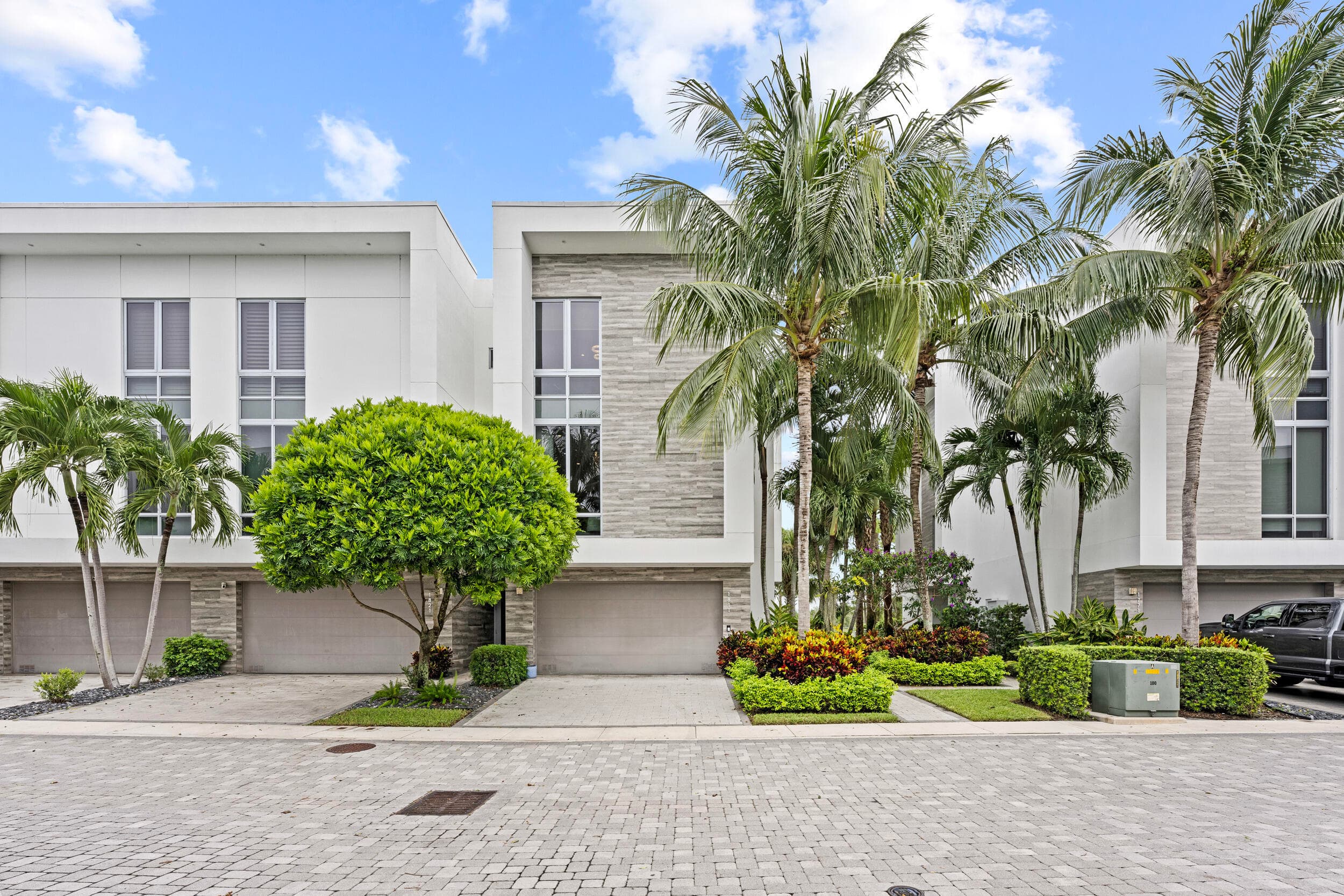 1811 NW 42nd Drive, Boca Raton, FL 33431 — photo 2 of 51