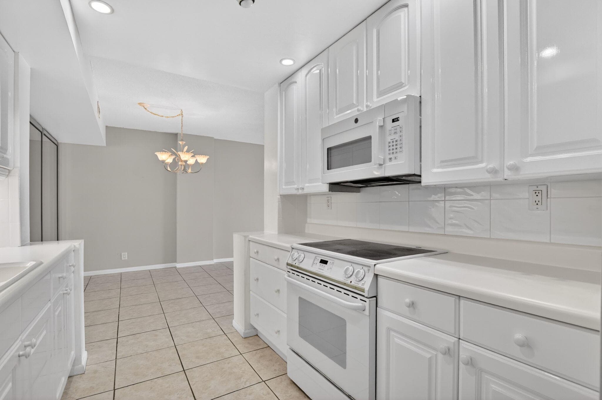 250 NE 20th Street 5220, Boca Raton, FL 33431 — photo 5 of 41