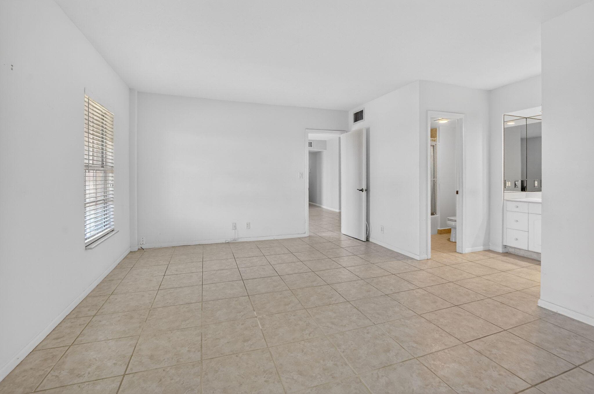 250 NE 20th Street 5220, Boca Raton, FL 33431 — photo 15 of 41