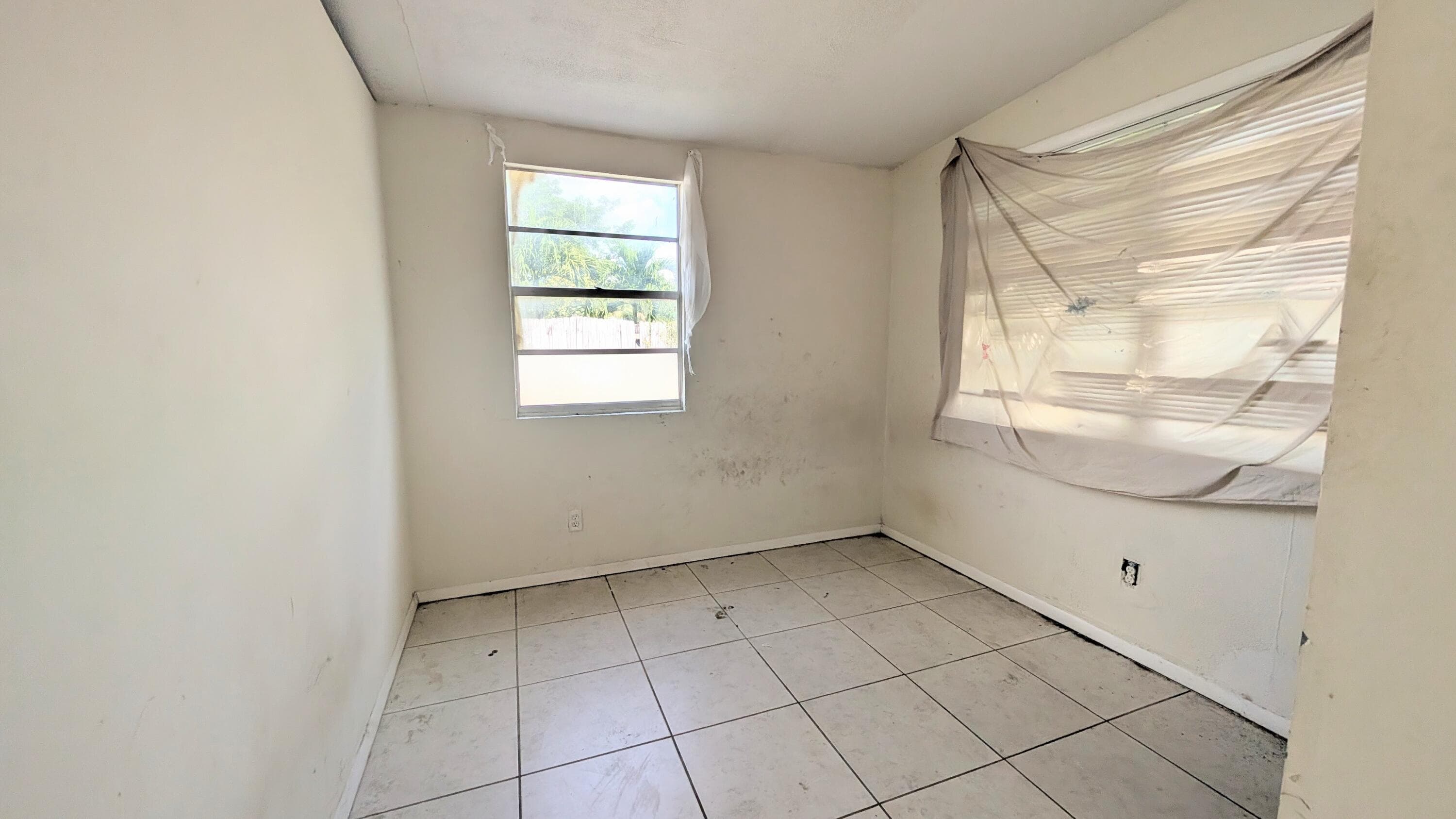 490 Tulip Tree Drive, Lake Worth, FL 33462 — photo 8 of 12