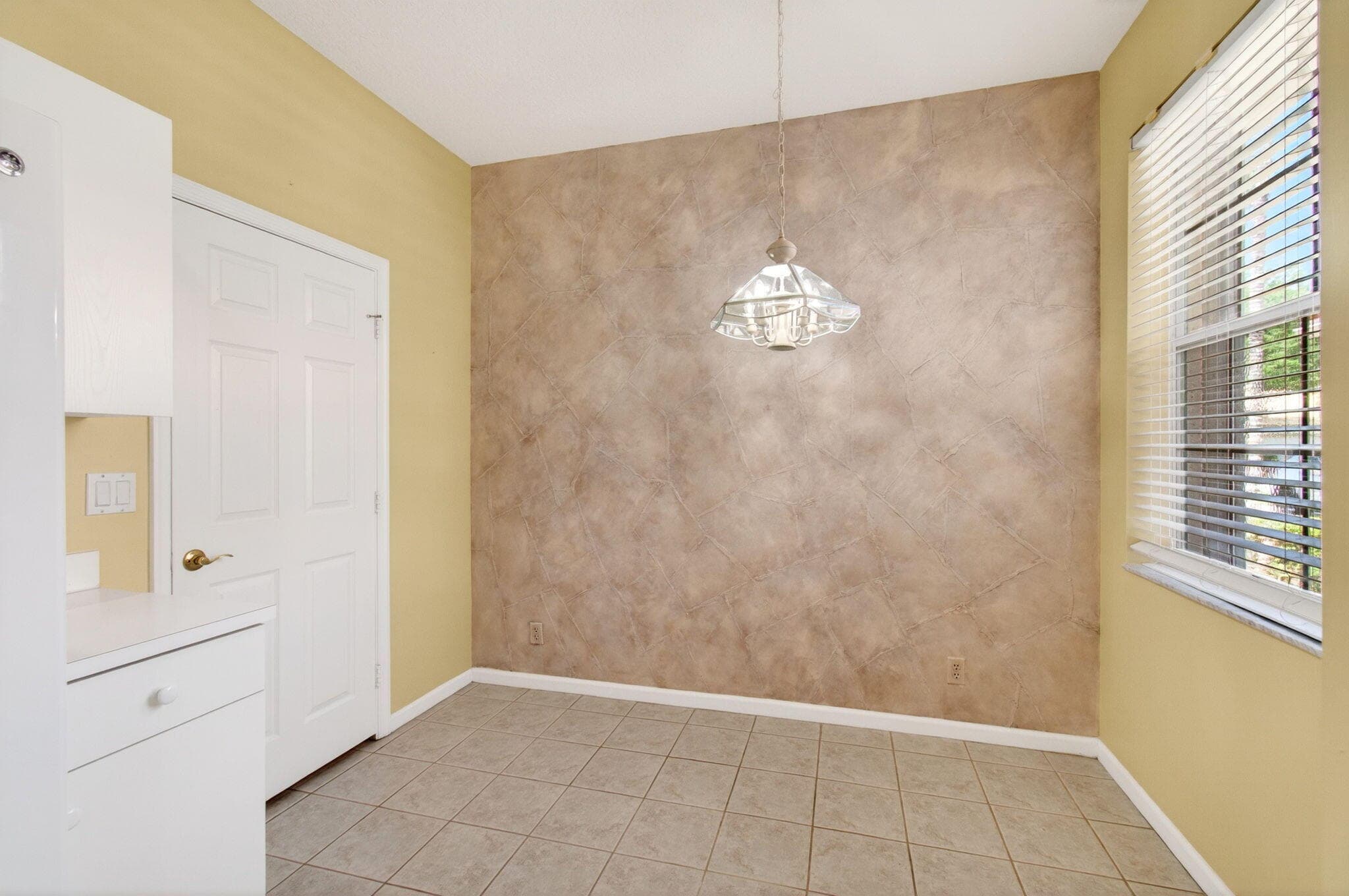 10641 Royal Caribbean Circle, Boynton Beach, FL 33437 — photo 10 of 46