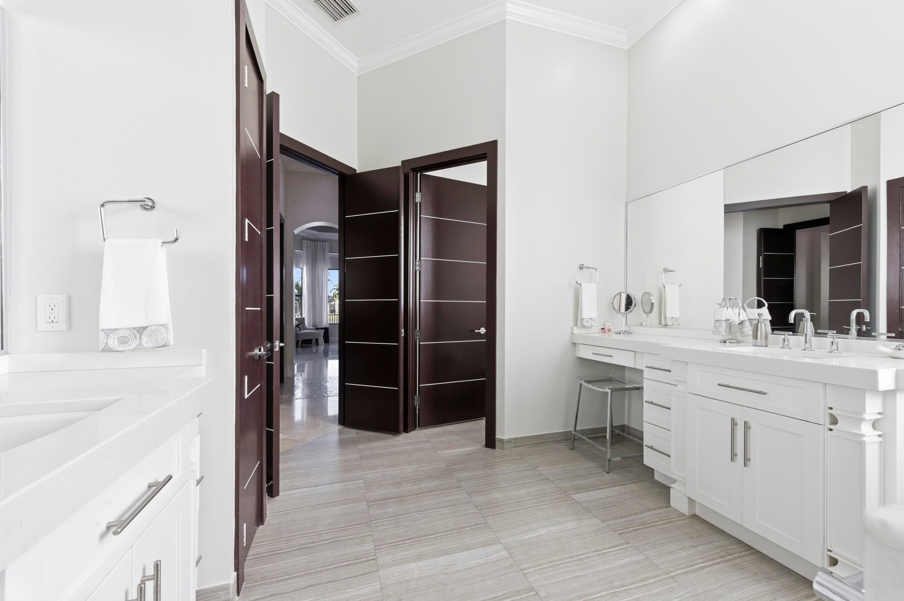 345 Vizcaya Drive, Palm Beach Gardens, FL 33418 — photo 19 of 34
