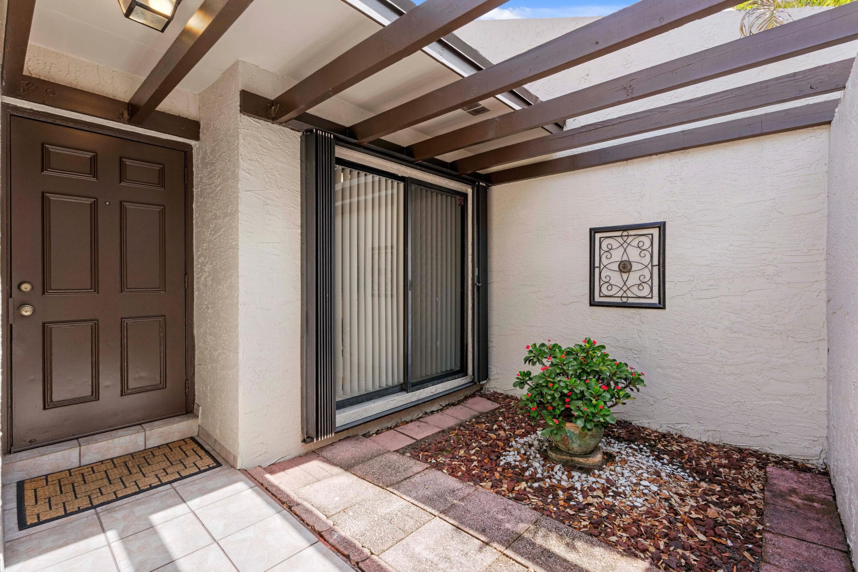 9709 NW 16th Street, Pembroke Pines, FL 33024 — photo 5 of 31