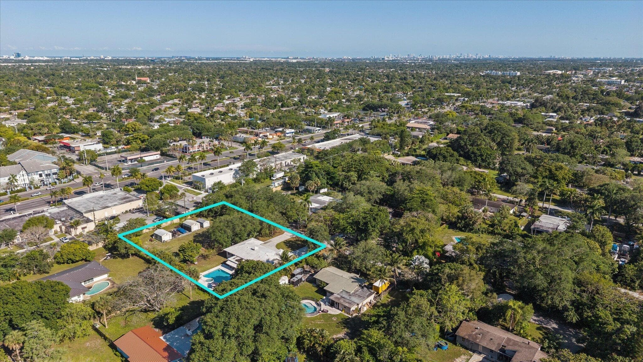 4011 SW 2nd Street, Plantation, FL 33317 — photo 35 of 37