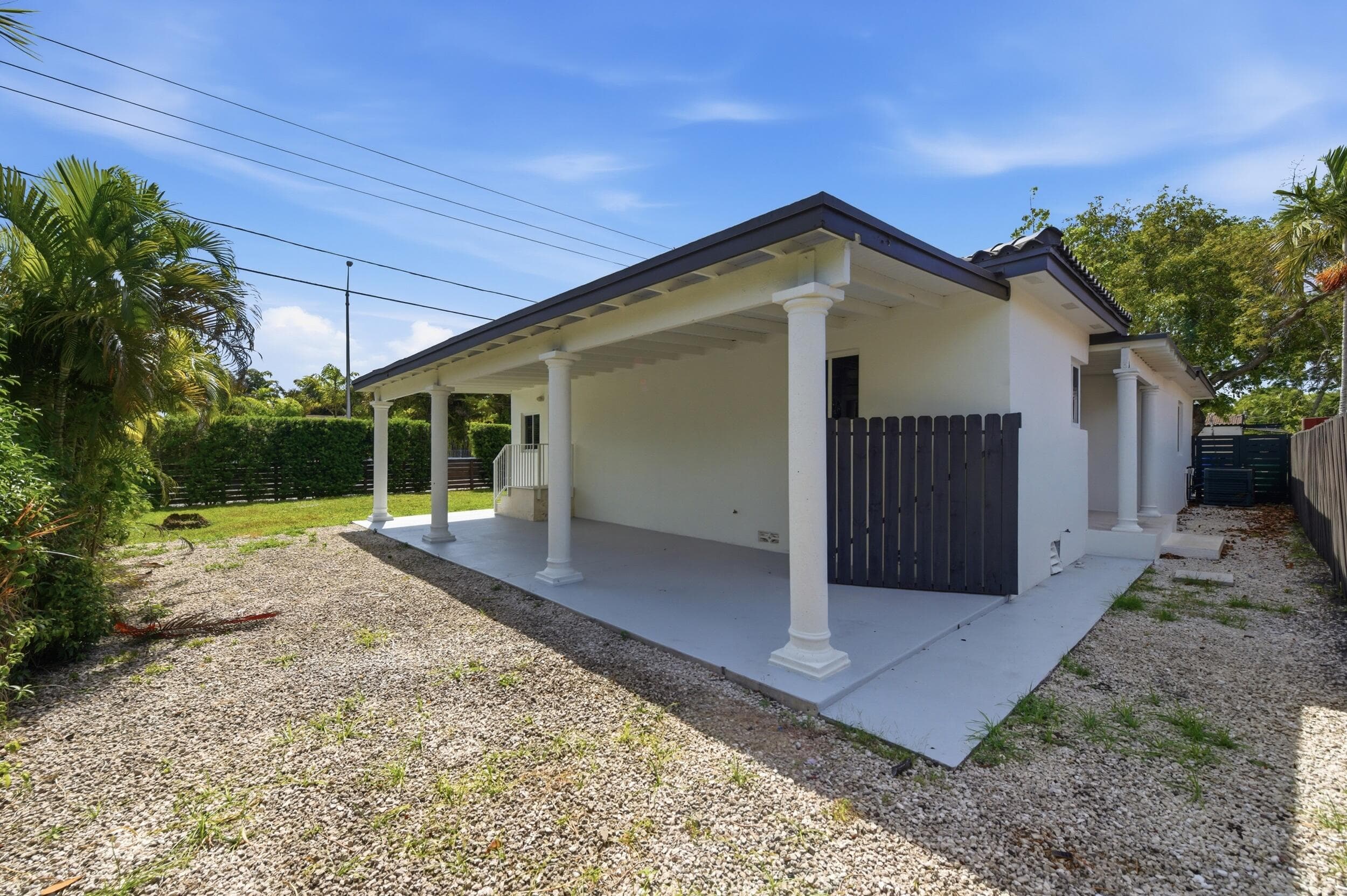 1770 SW 17th Avenue, Miami, FL 33145 — photo 7 of 46