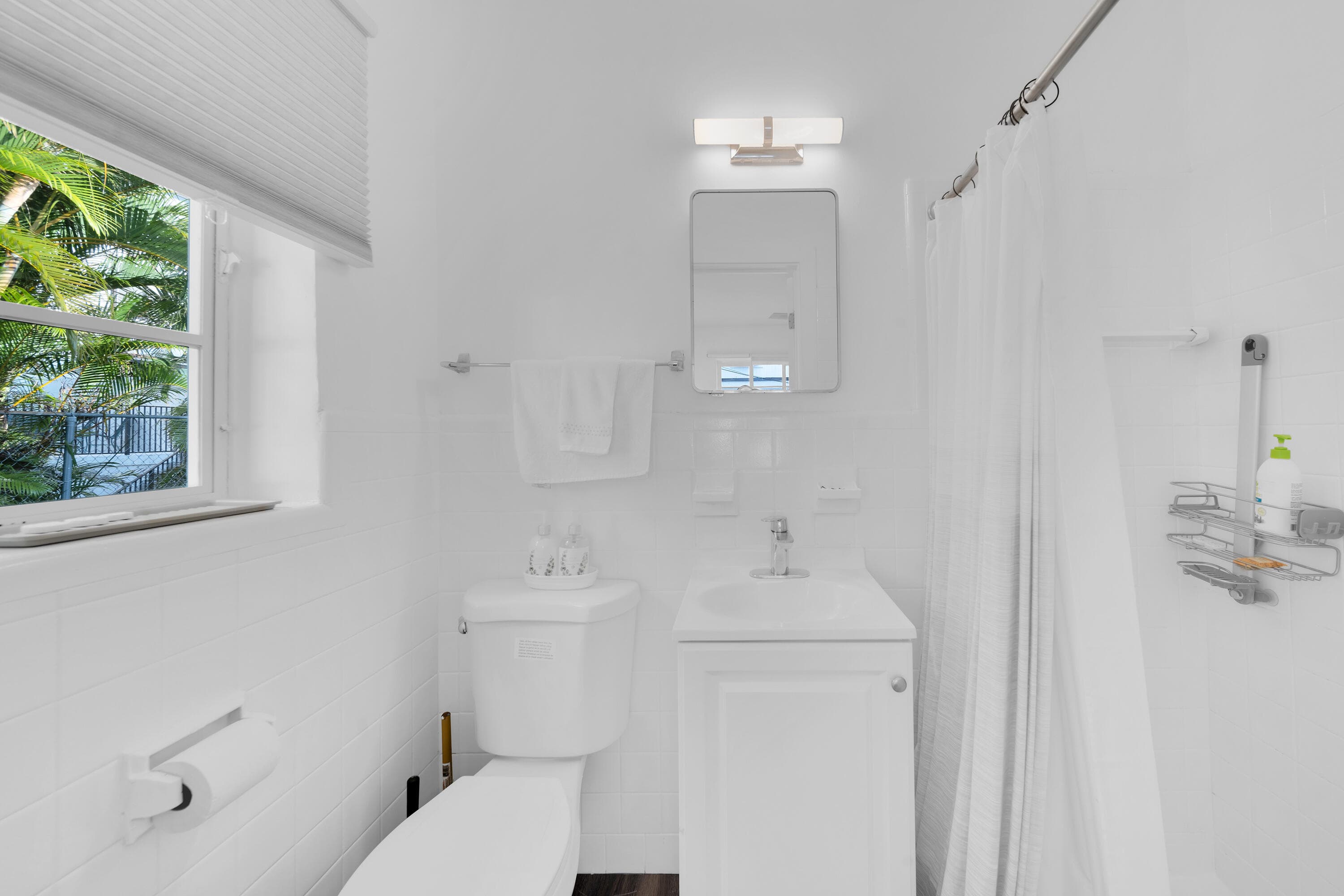 2307 N Ocean Boulevard 4, Fort Lauderdale, FL 33305 — photo 3 of 7
