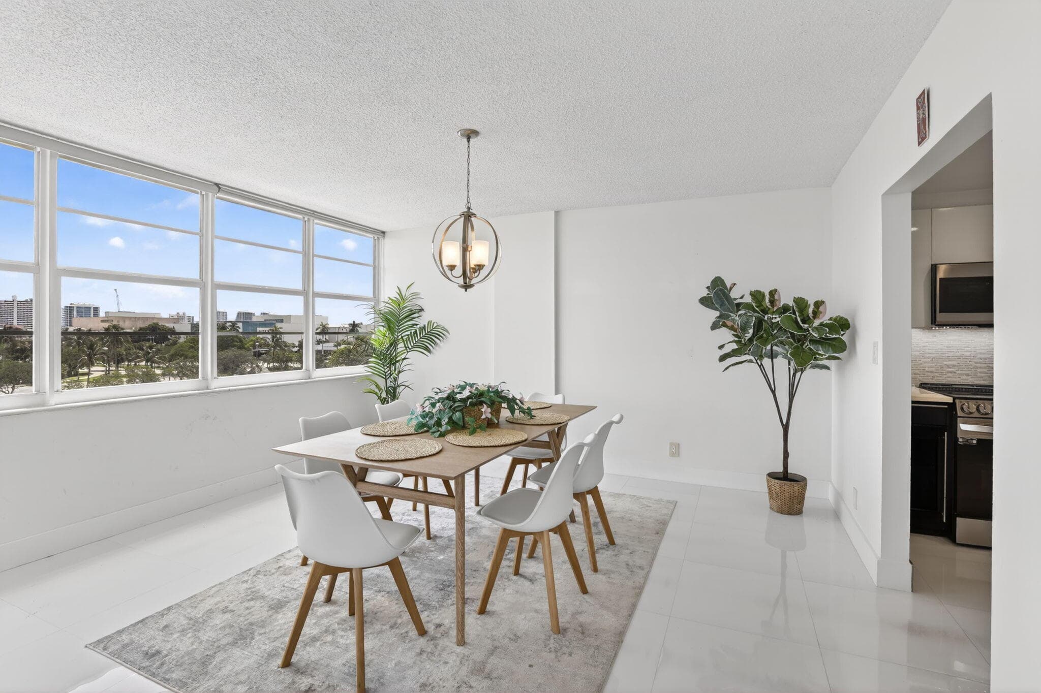 1170 N Federal Highway 501, Fort Lauderdale, FL 33304 — photo 7 of 82