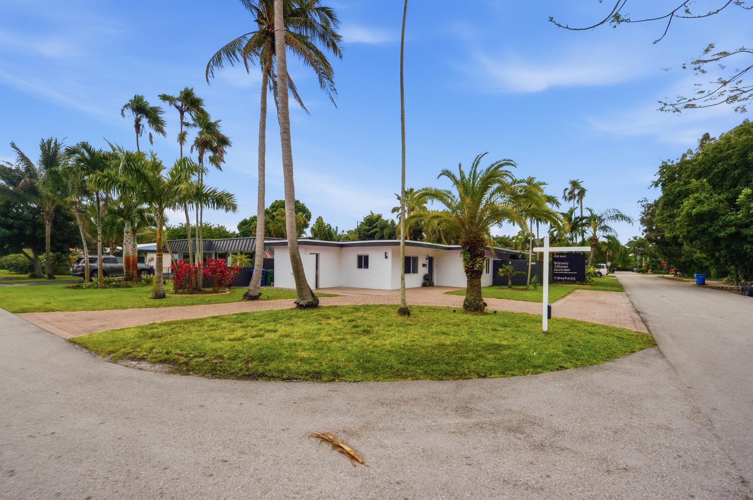 100 NE 22nd Street, Wilton Manors, FL 33305 — photo 8 of 68