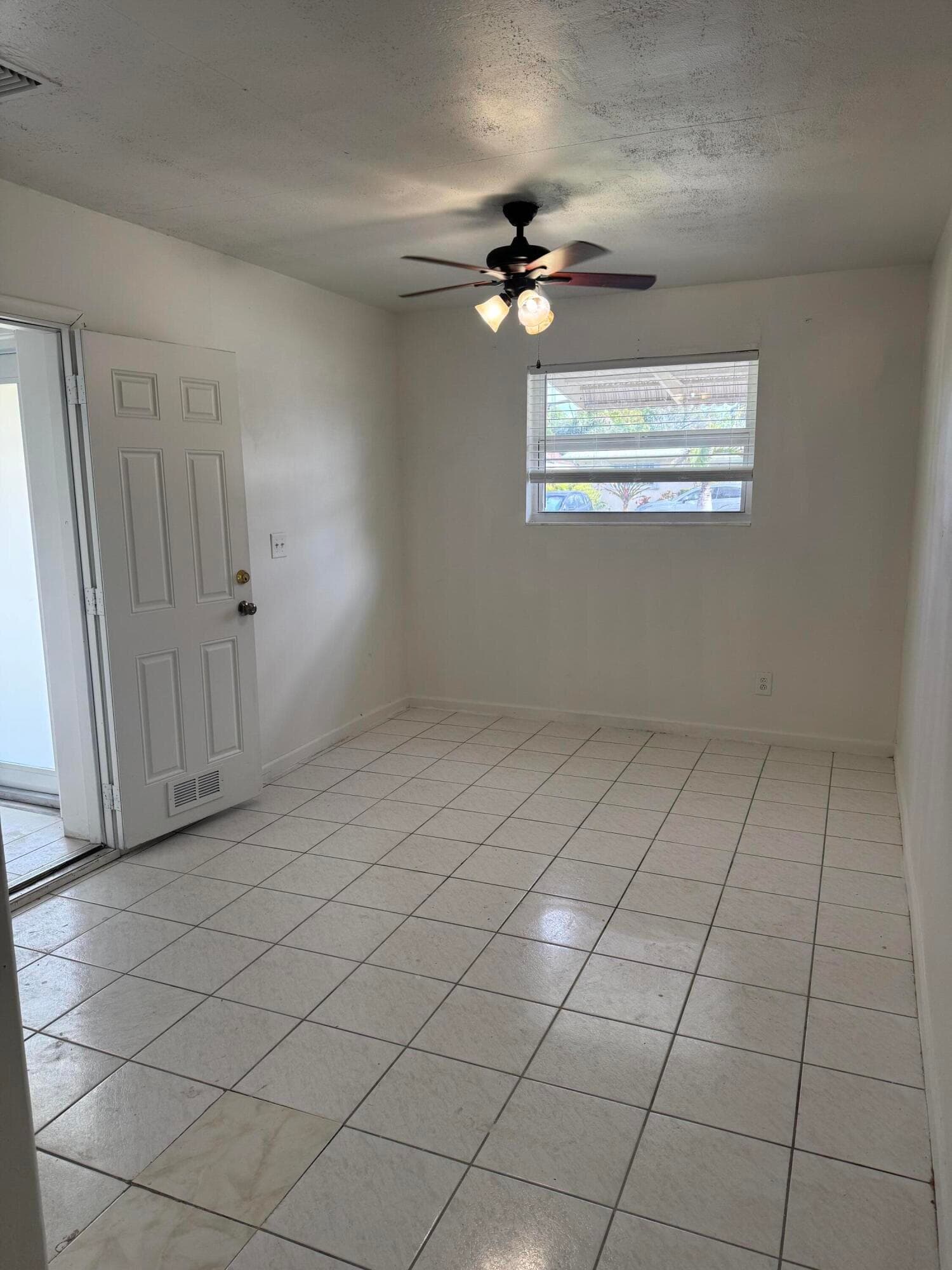 7821 NW 14th Street, Pembroke Pines, FL 33024 — photo 12 of 18