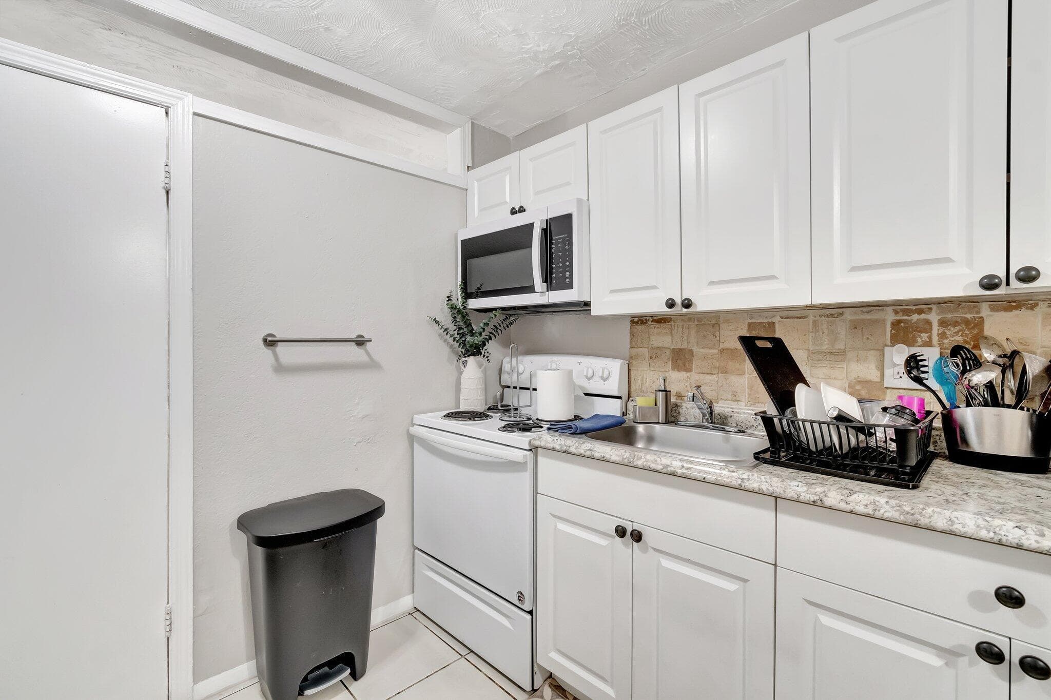 3063 Floweva Street A, West Palm Beach, FL 33406 — photo 17 of 112