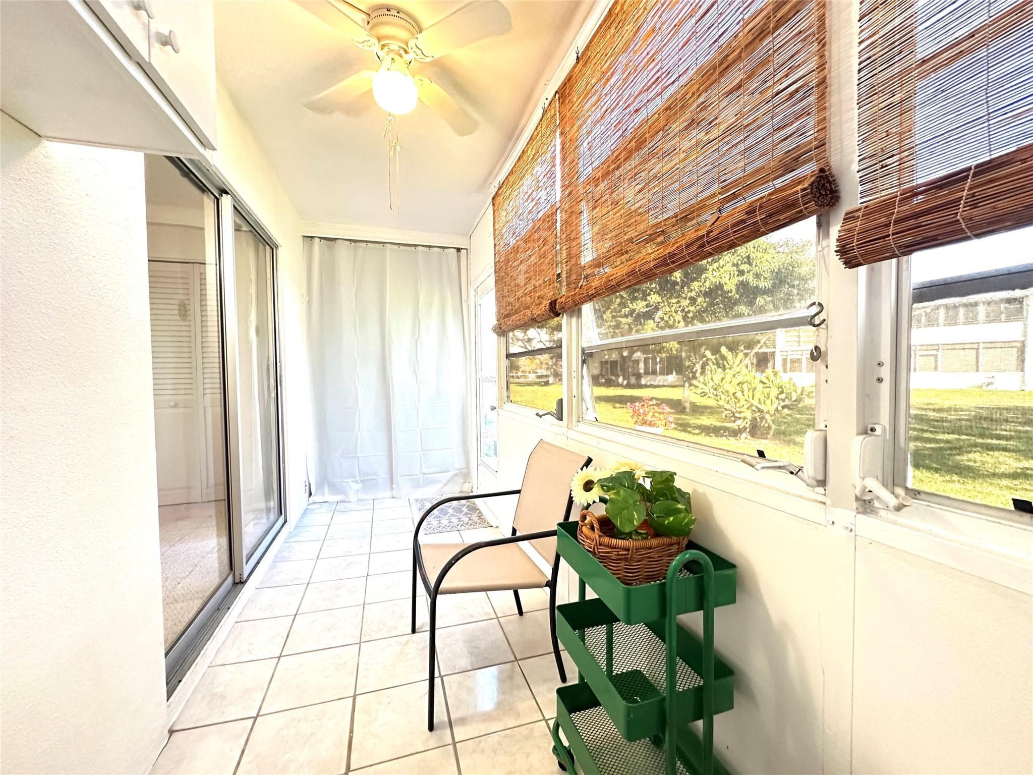 131 Oakridge J 131, Deerfield Beach, FL 33442 — photo 18 of 60