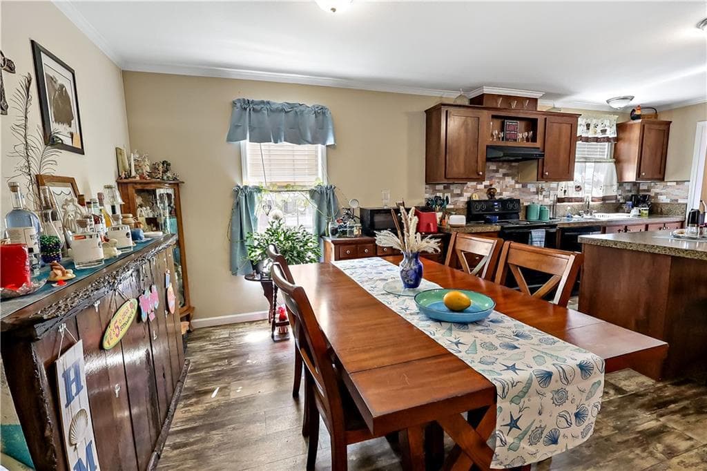 324 Valencia Street, Sebastian, FL 32958 — photo 9 of 21