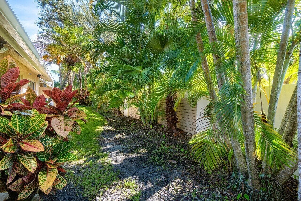 1804 Rosewood Way, Palm Beach Gardens, FL 33418 — photo 26 of 31