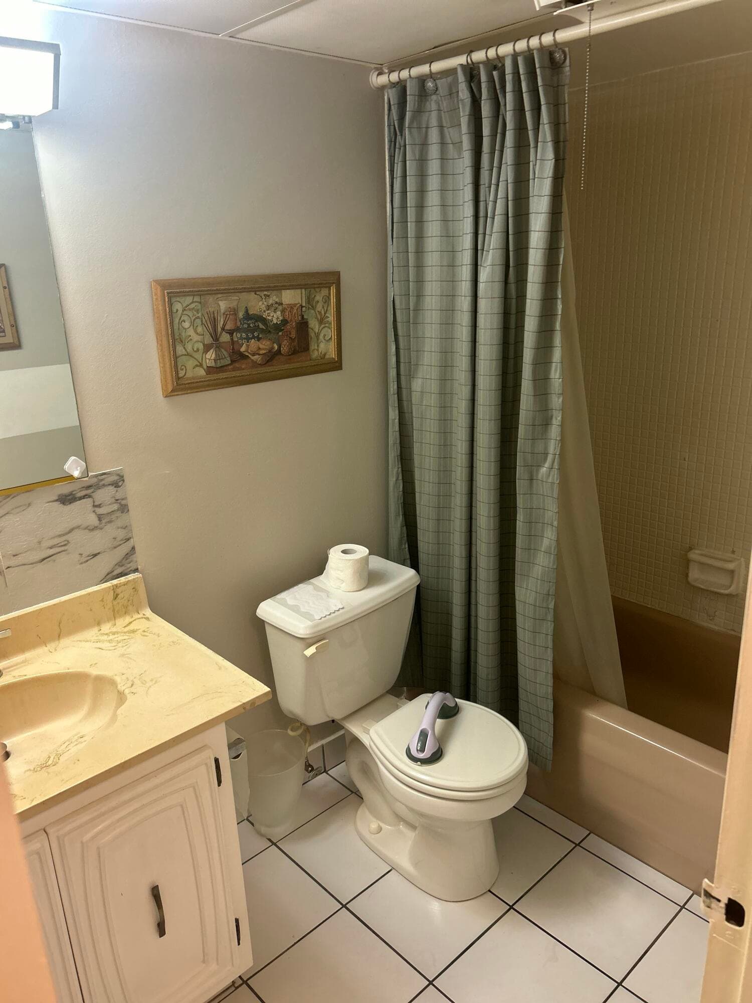2801 Somerset Drive 201, Lauderdale Lakes, FL 33311 — photo 14 of 29