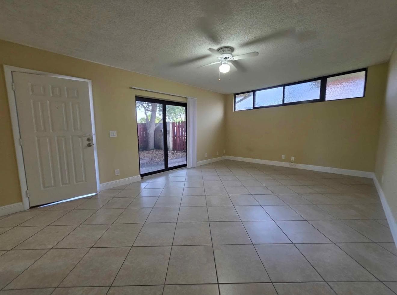 3928 Victoria Drive, West Palm Beach, FL 33406 — photo 4 of 17