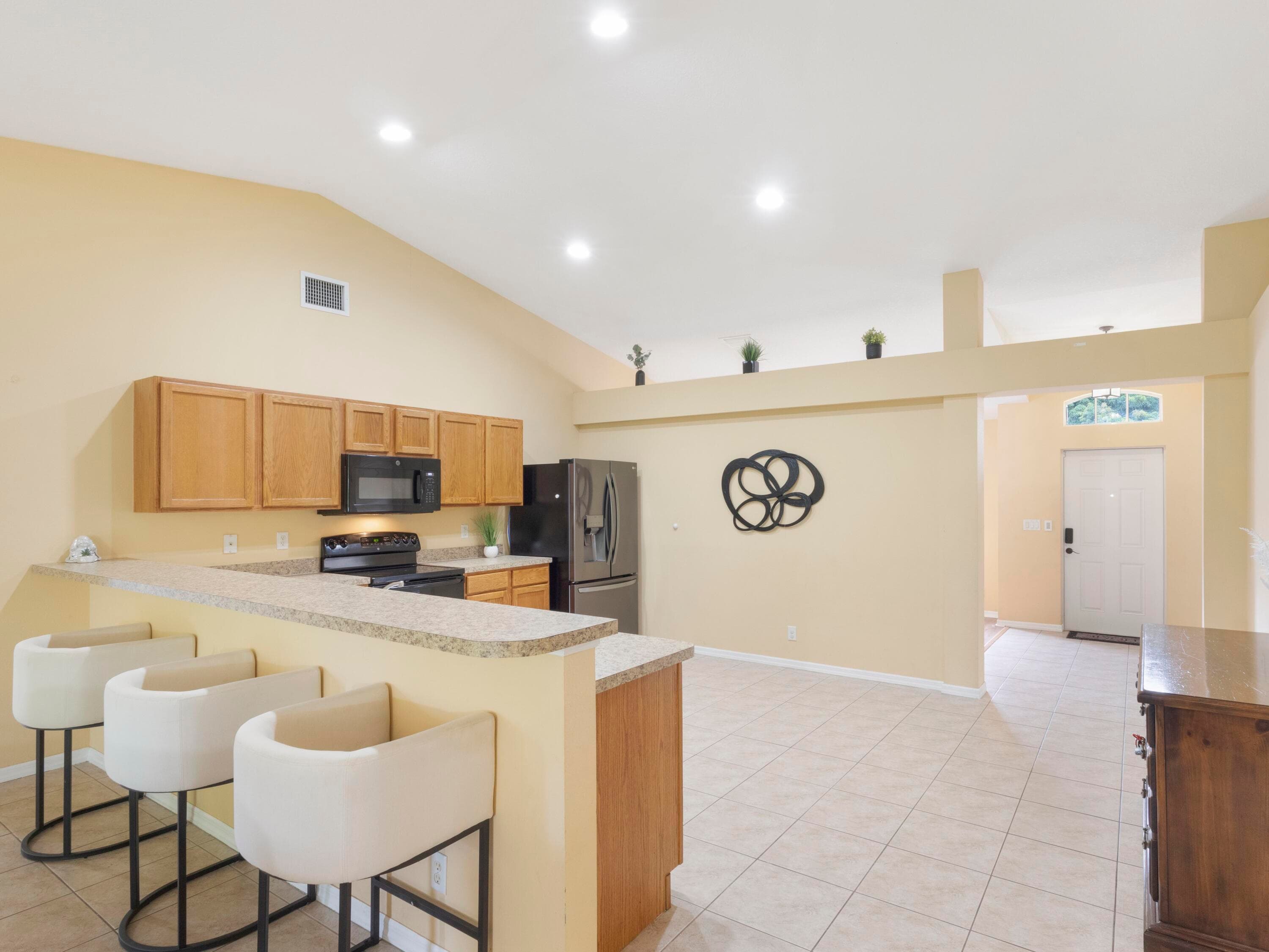 4511 NW Glazbrook Street, Port St. Lucie, FL 34983 — photo 8 of 30