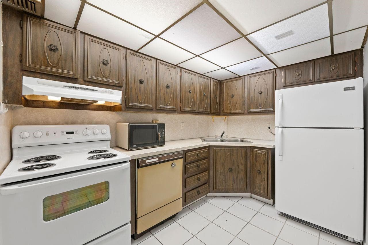 3101 Oakland Shores Drive H108, Oakland Park, FL 33309 — photo 4 of 25