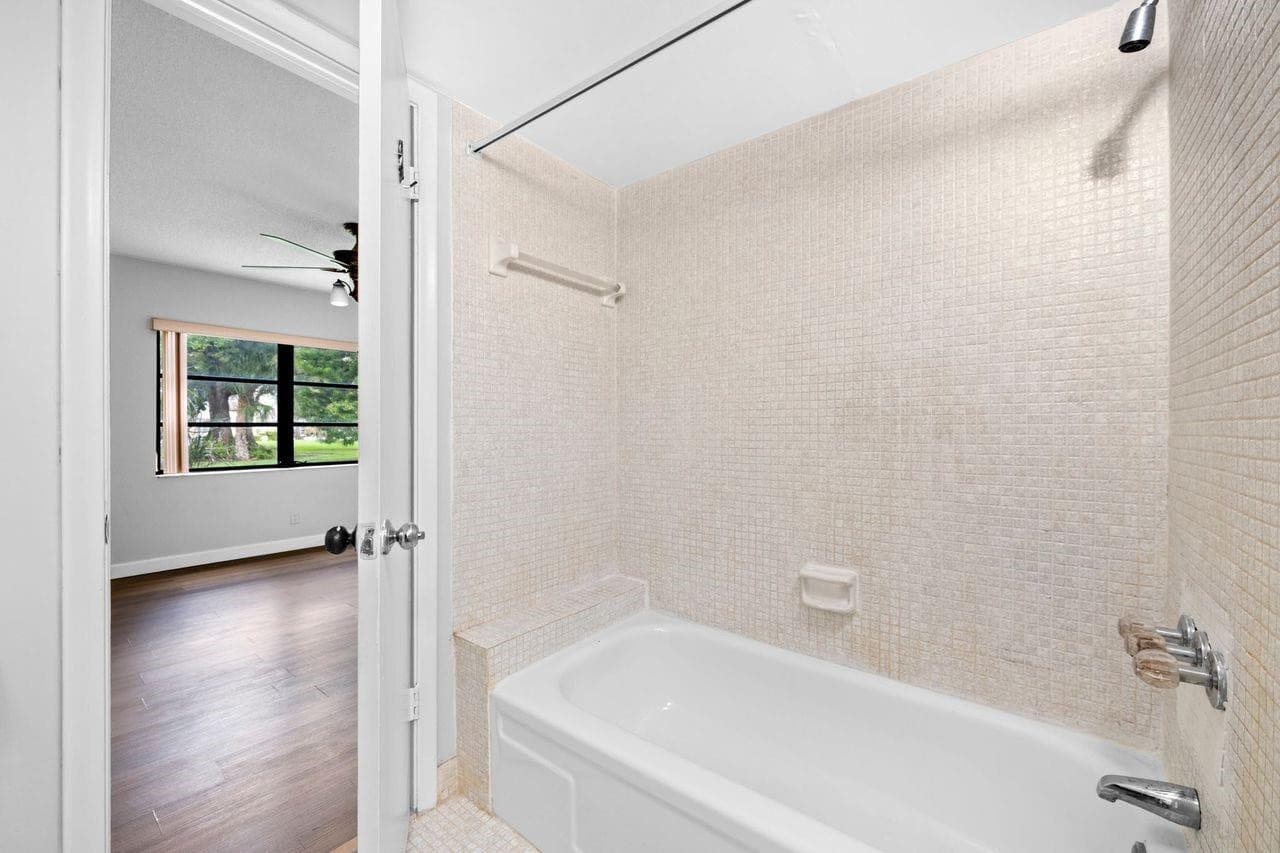 3101 Oakland Shores Drive H108, Oakland Park, FL 33309 — photo 23 of 25