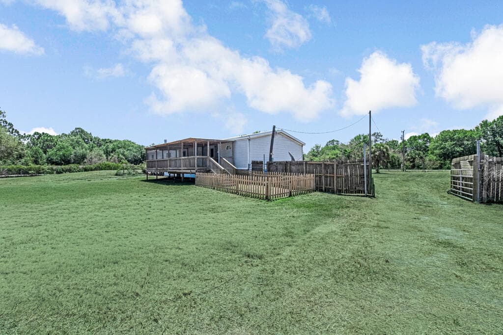 545 Bald Cypress Avenue, Clewiston, FL 33440 — photo 40 of 56