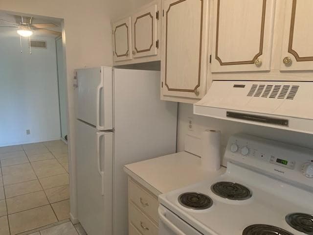 270 Layne Boulevard 308, Hallandale Beach, FL 33009 — photo 2 of 18