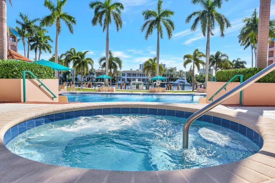 100 SE 5th Avenue 107, Boca Raton, FL 33432 — photo 33 of 67
