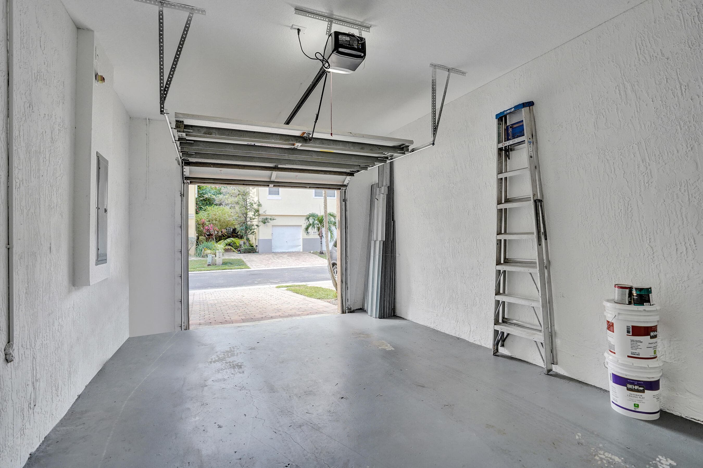 1825 Sonrisa Street 1825, Riviera Beach, FL 33404 — photo 20 of 32
