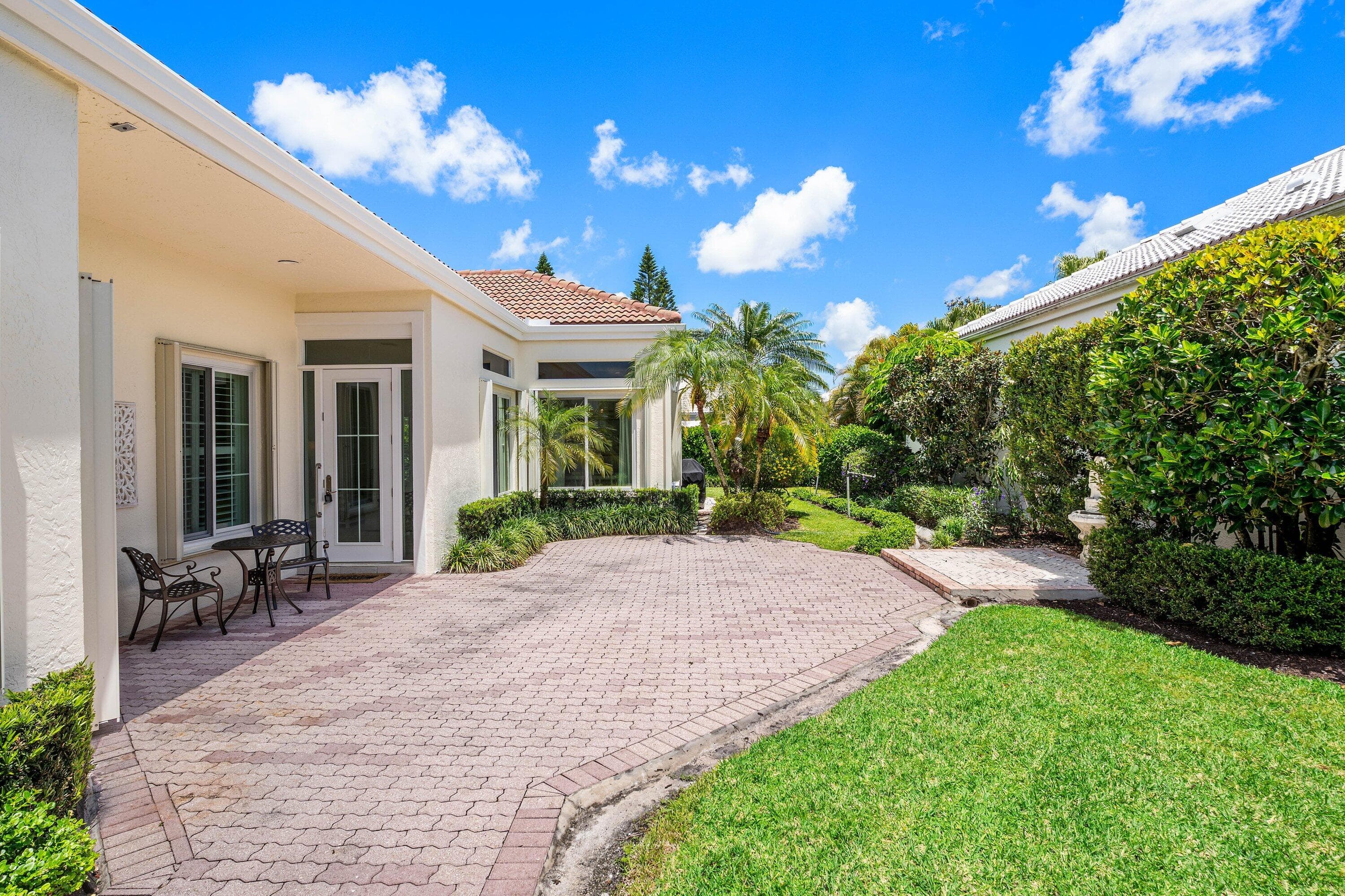 116 Coral Cay Drive, Palm Beach Gardens, FL 33418 — photo 3 of 26