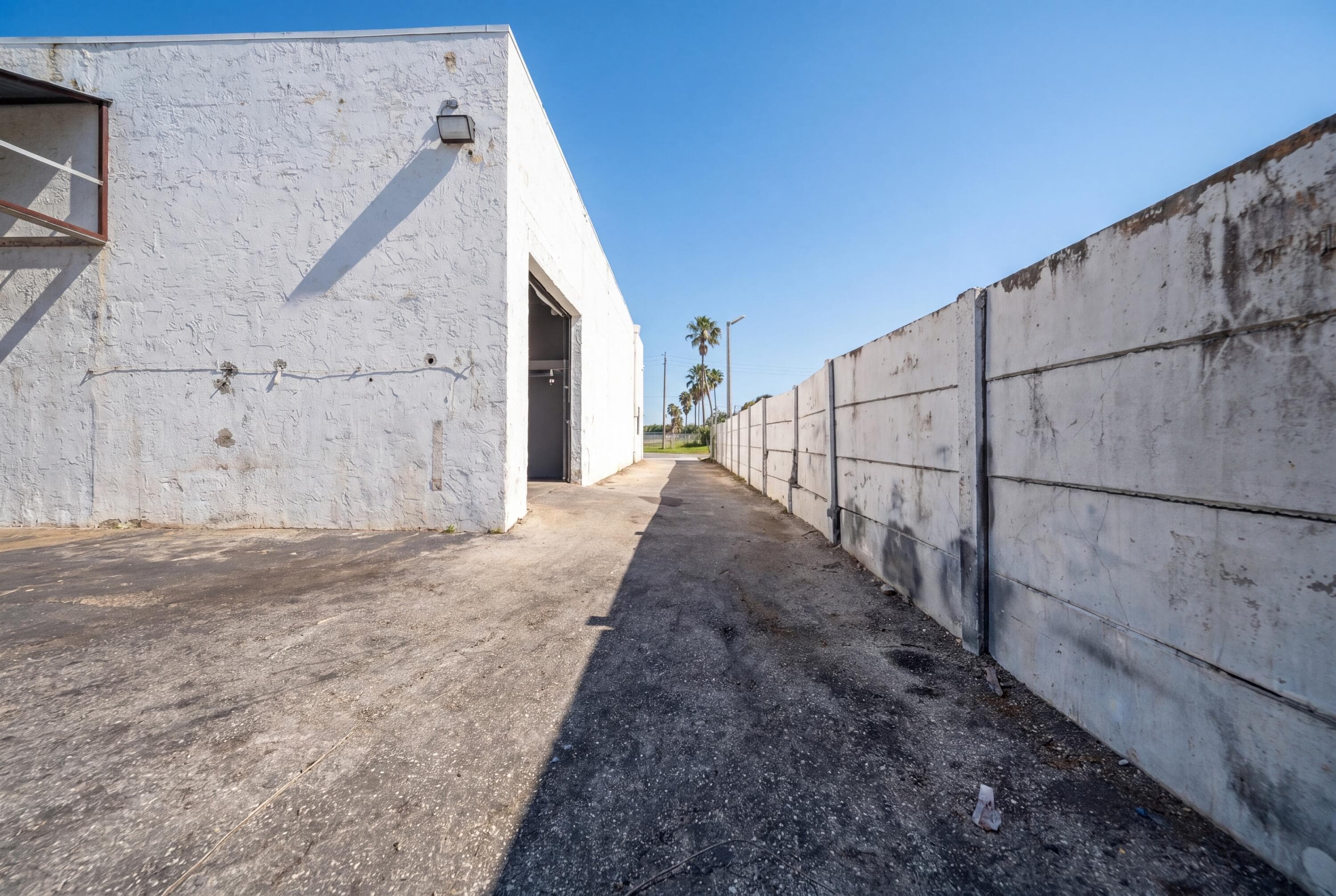 8015 NW 98th Street, Hialeah Gardens, FL 33016 — photo 16 of 23