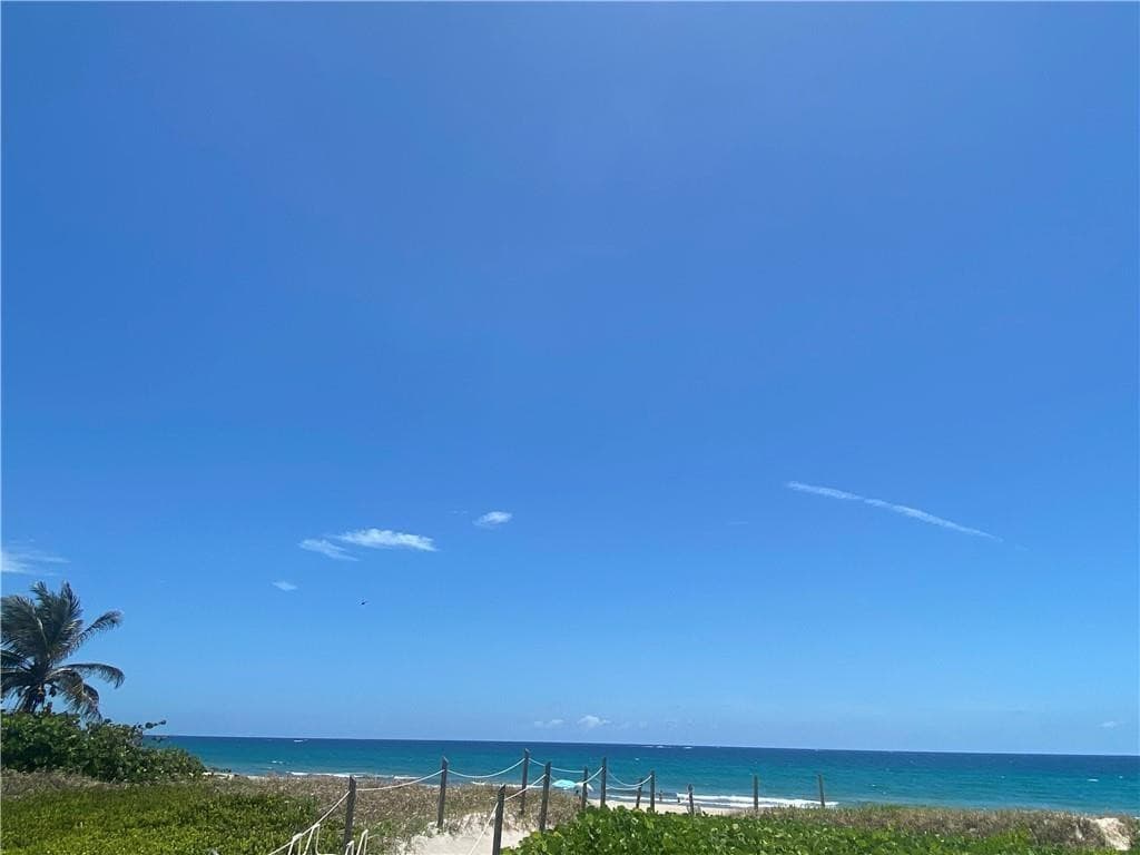 333 NE 21st Avenue 318, Deerfield Beach, FL 33441 — photo 24 of 41